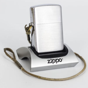 ZIPPO XƯA 1947-1949 – LOSSPROOF – TACH-A-LOOP