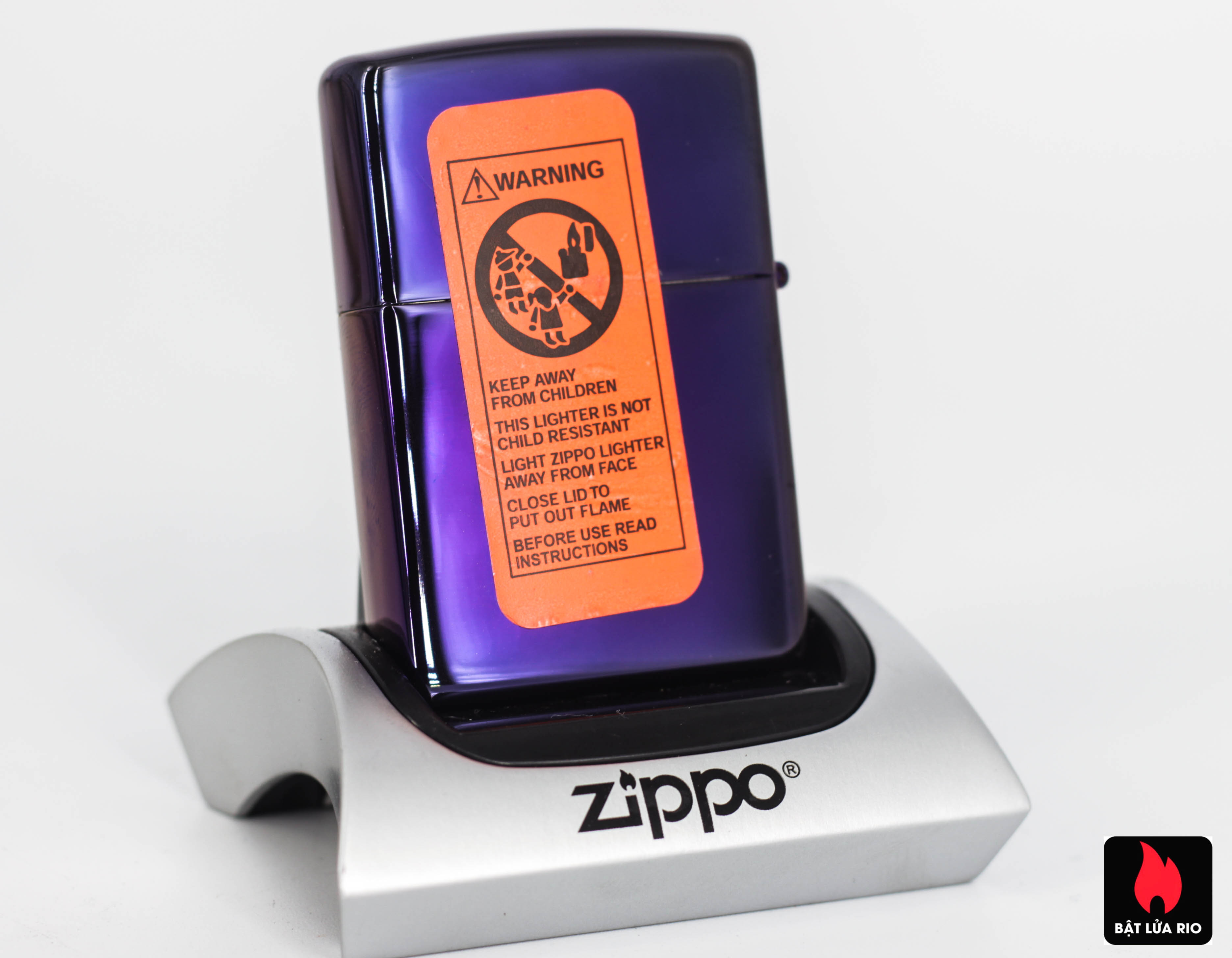 ZIPPO 2003 - THINK