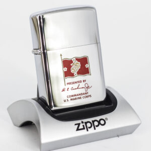 ZIPPO XƯA 1971 – PRESENTED BY COMMANDANT US MARINE CORPS