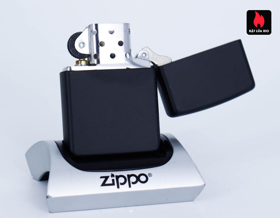 Zippo 49068 – Zippo Mazzi African Leopard Black Matte 3