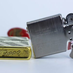 Zippo Xưa 1979 – Solid Brass – Elegance 2