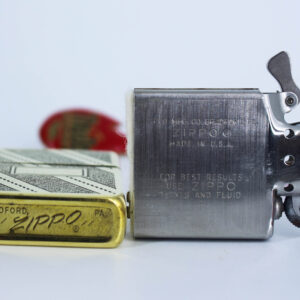 Zippo Xưa 1979 – Solid Brass – Elegance 3