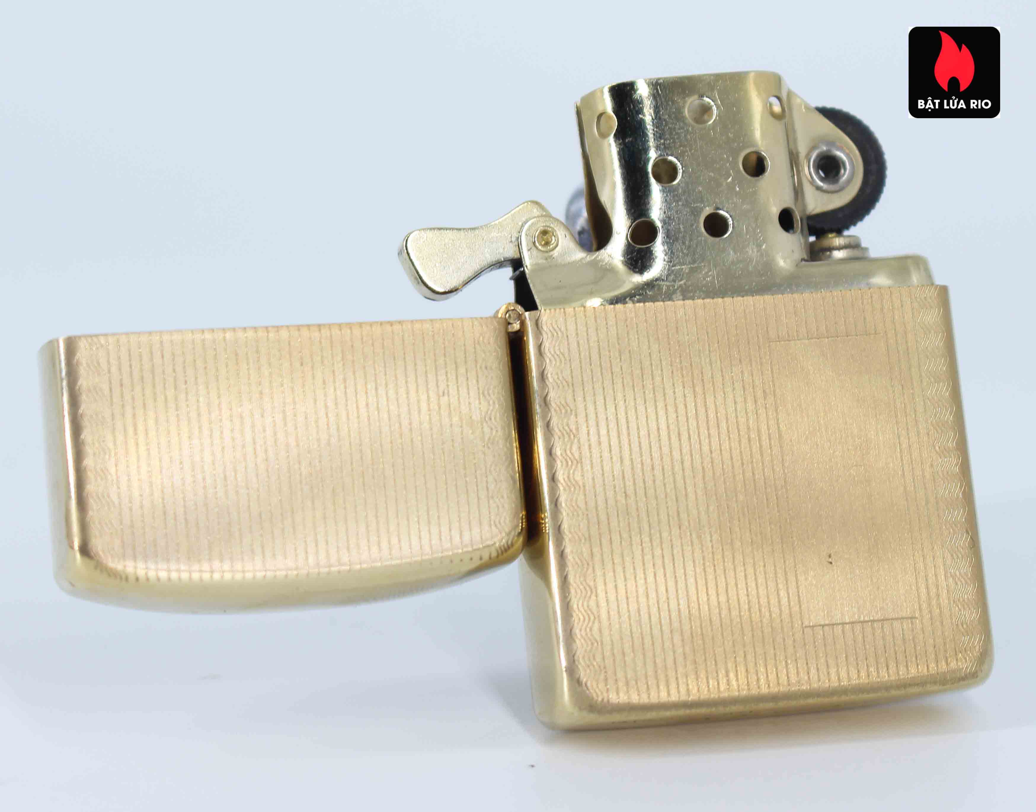 Zippo 1960s – 10K Gold Filled – Bọc Vàng 10K – Hoa Văn Sang Trọng 30 Zippo 1960s – 10K Gold Filled – Bọc Vàng 10K – Hoa Văn Sang Trọng 5