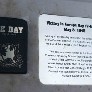 Zippo 2005 - WWII VE DAY & VJ DAY - Victory in Europe & Japan 4