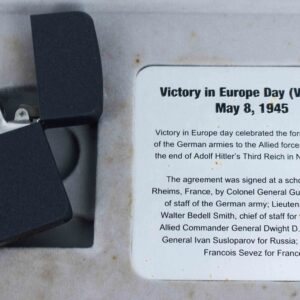 Zippo 2005 - WWII VE DAY & VJ DAY - Victory in Europe & Japan 8