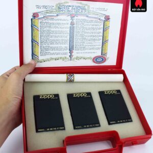 Zippo Set 1932 - 1989 - Soyons Linis Nous Serons Invincibles 1789 - 1989 7
