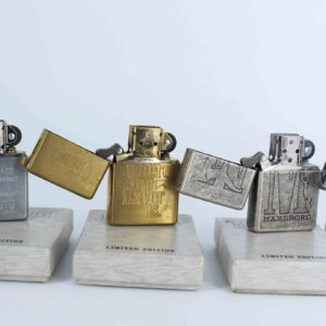 Zippo Set - Zippo 2000-2001 - Marlboro collection Limited Edition 11