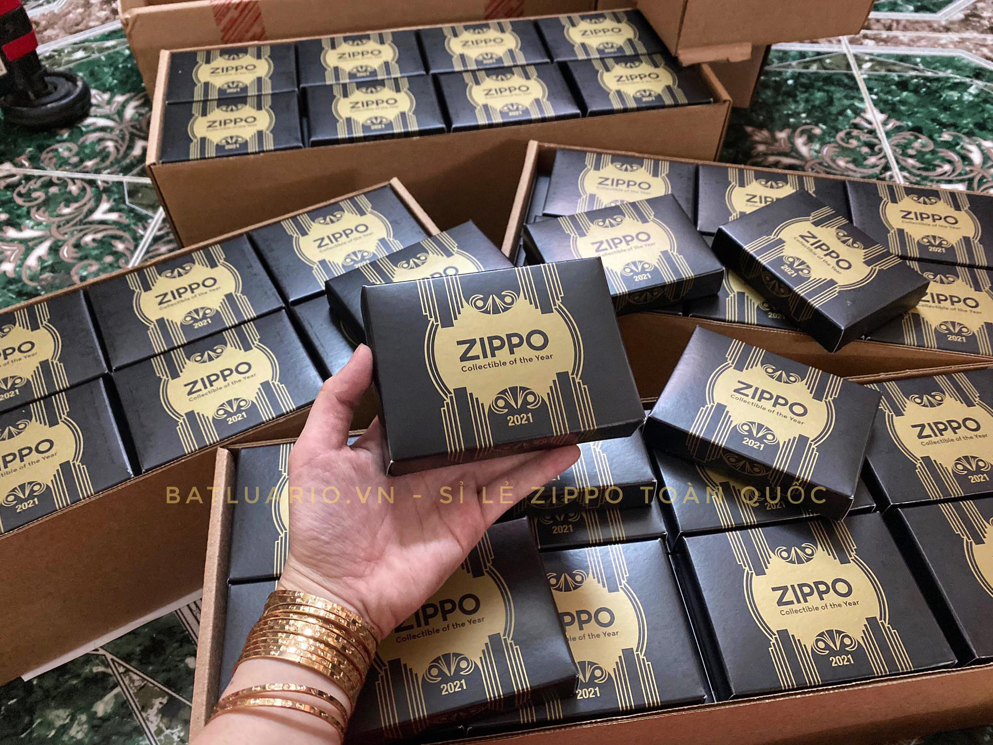 Zippo 49501 - Zippo 2021 Collectible Of The Year - Zippo Coty 2021 Asia - Zippo Salute To 100 Years Of Art Deco 20