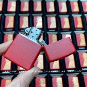 Zippo 48282 - Zippo Year of the Rabbit Red Matte 30