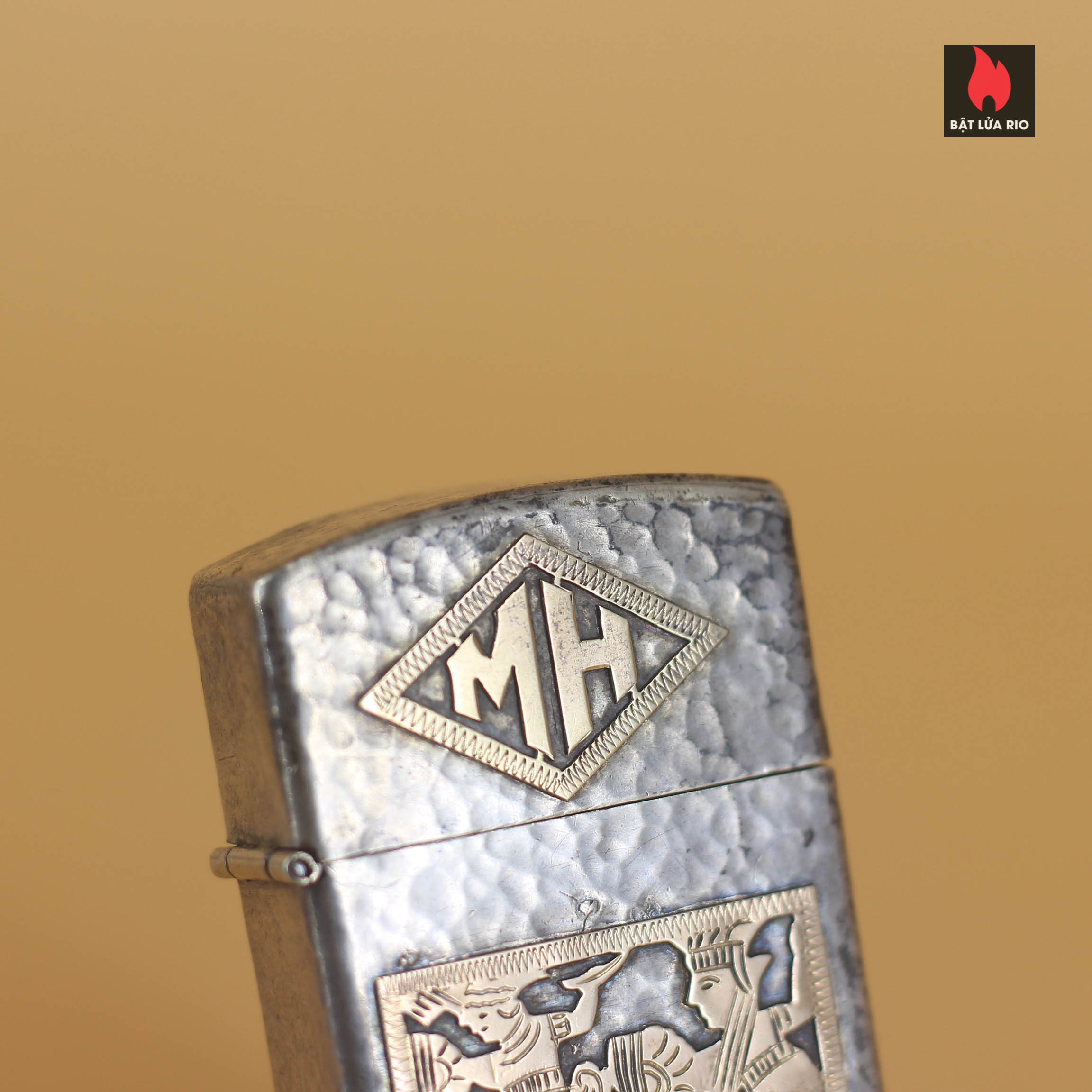 Zippo 1940s - Bạc Khối Guatemala - Sterling Silver 900 - Emblem Vàng Khối 17