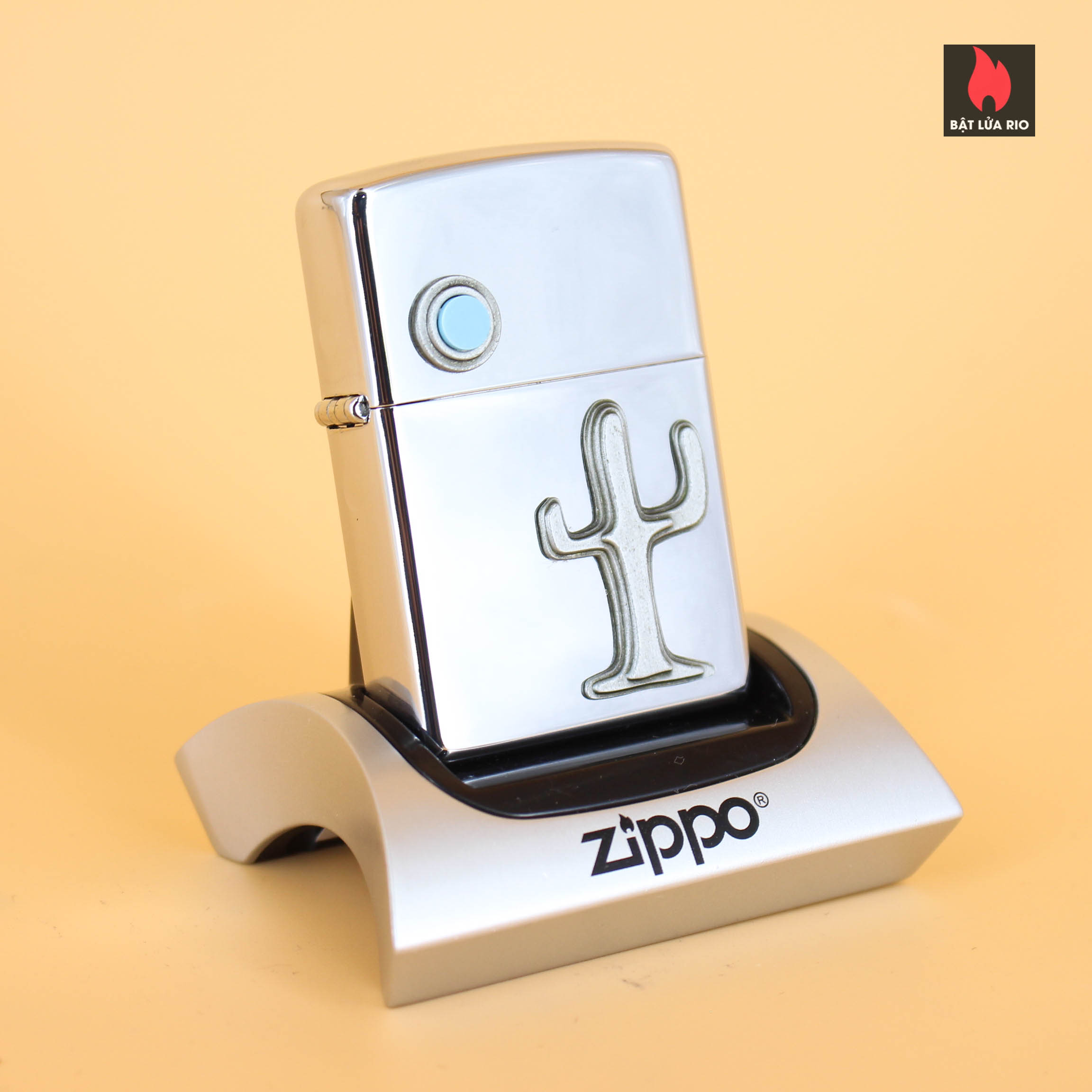 Zippo 2006 – Desert Afternoon Emblem – High Polish Chrome