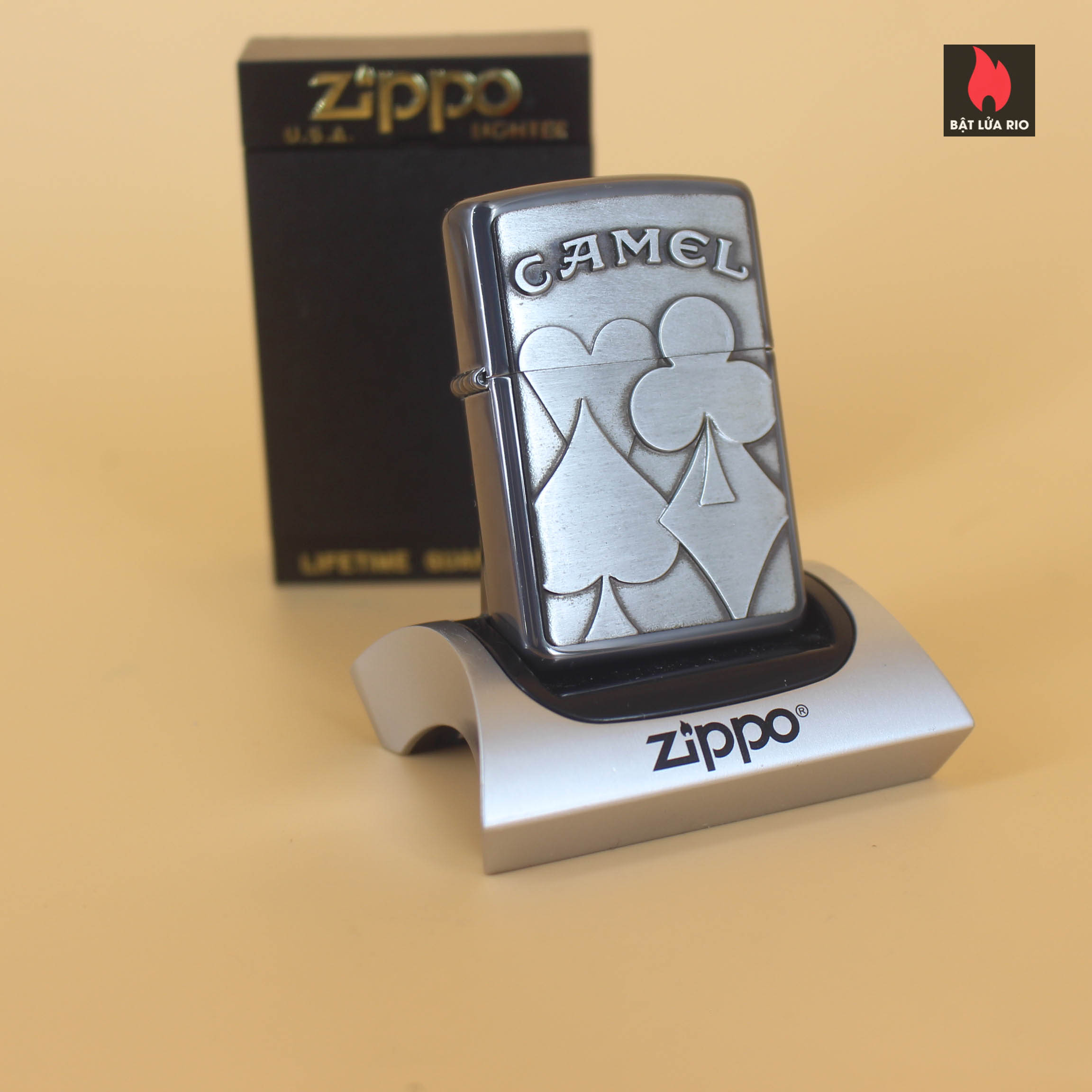 Zippo La Mã 1996 – Midnight Camel Card Suits