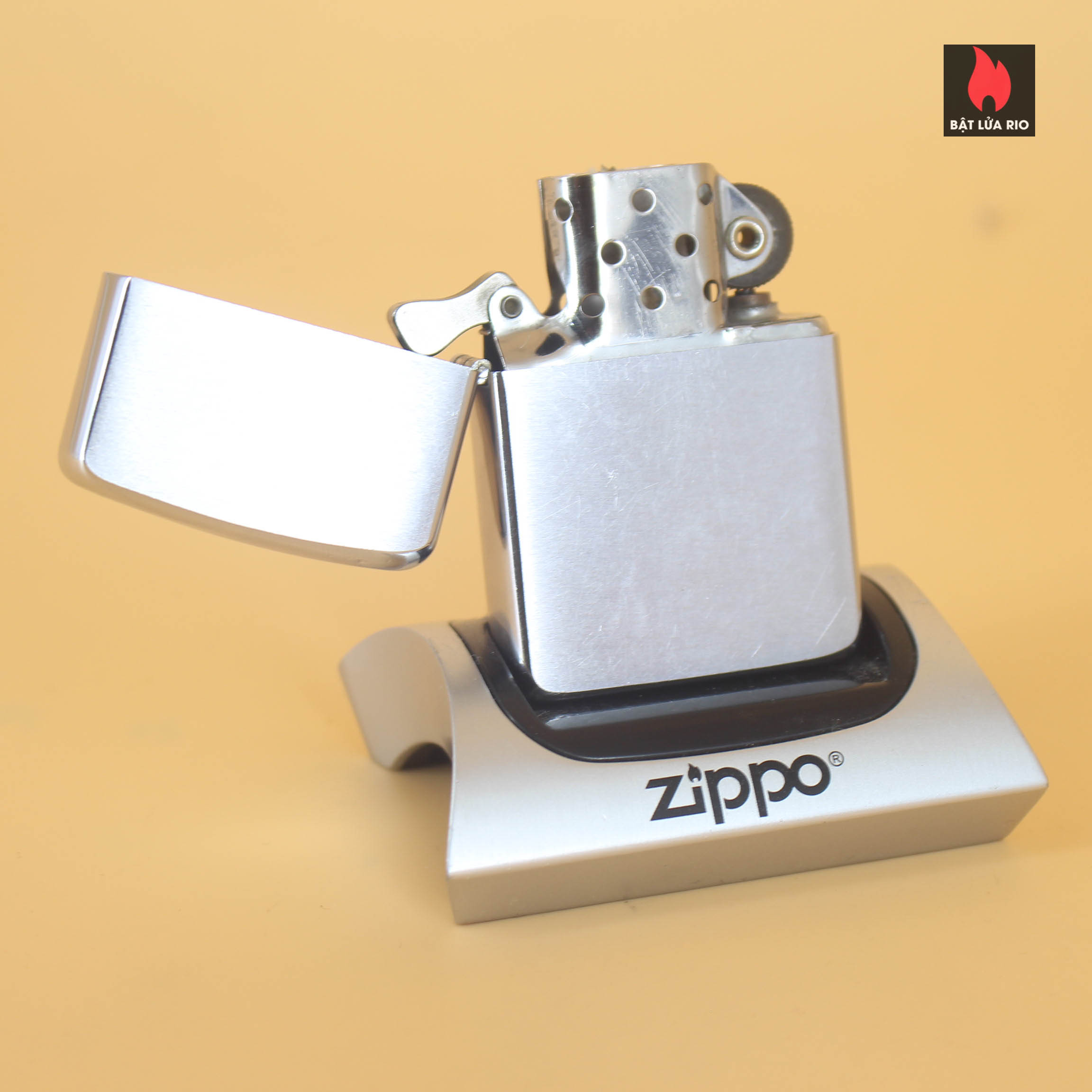 Zippo Xưa 1962 – Trơn 2 Mặt – Brushed Chrome – Used 12