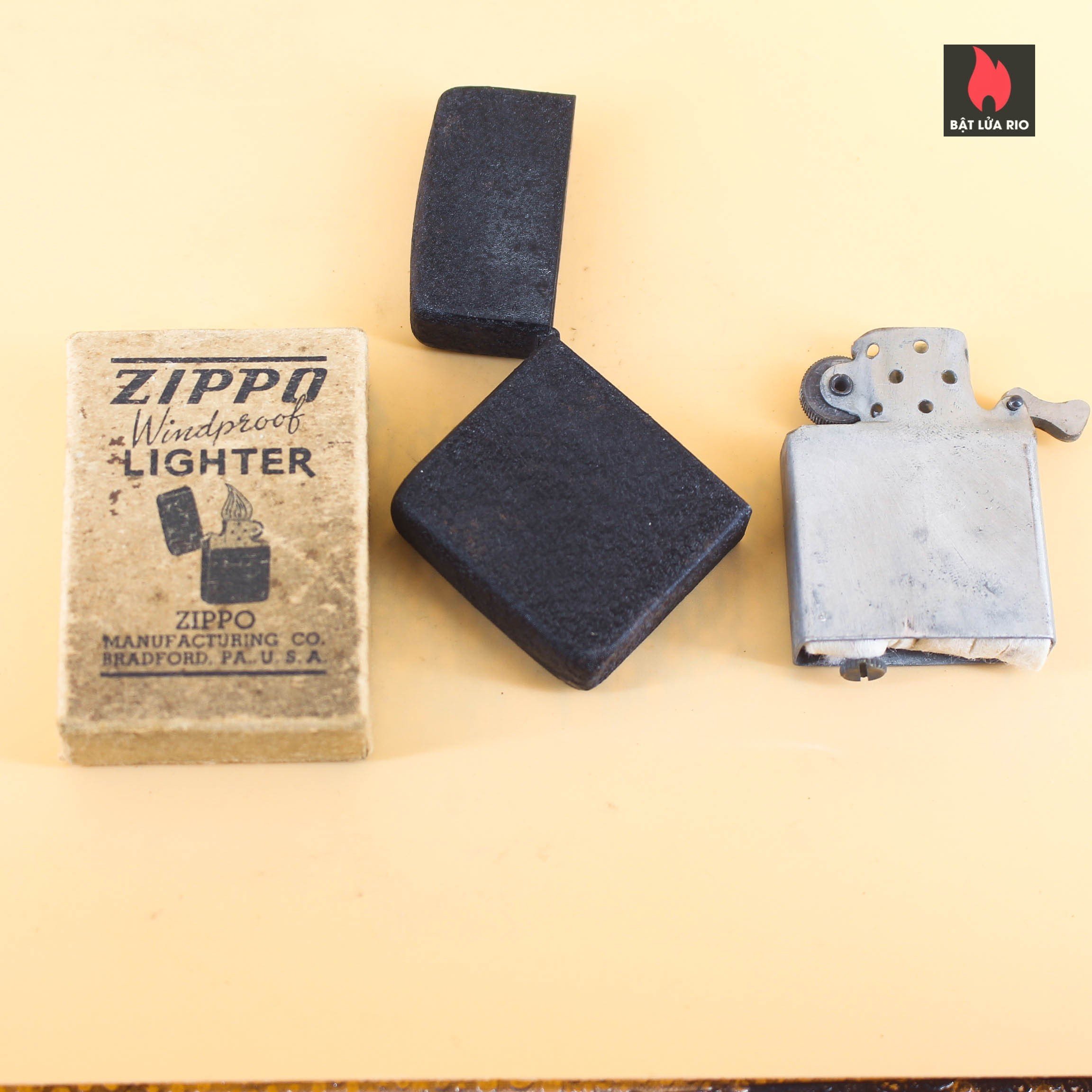 Zippo Xưa 1943 – 1945 – World War II – Black Crackle 12