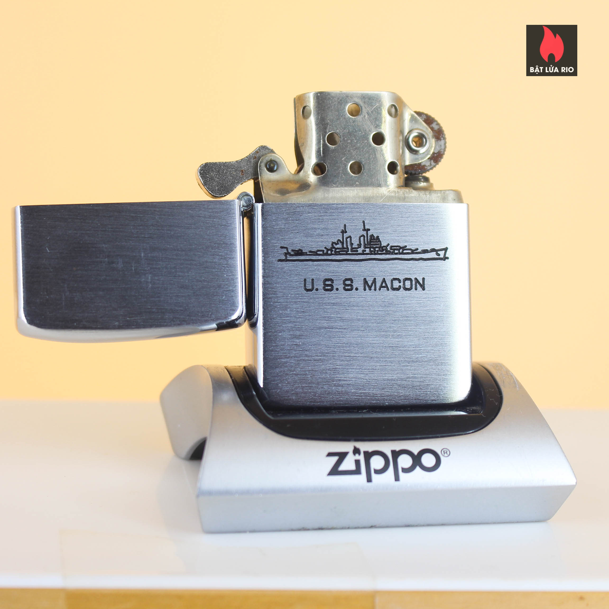 Zippo Xưa 1947-1949 – USS Macon 16