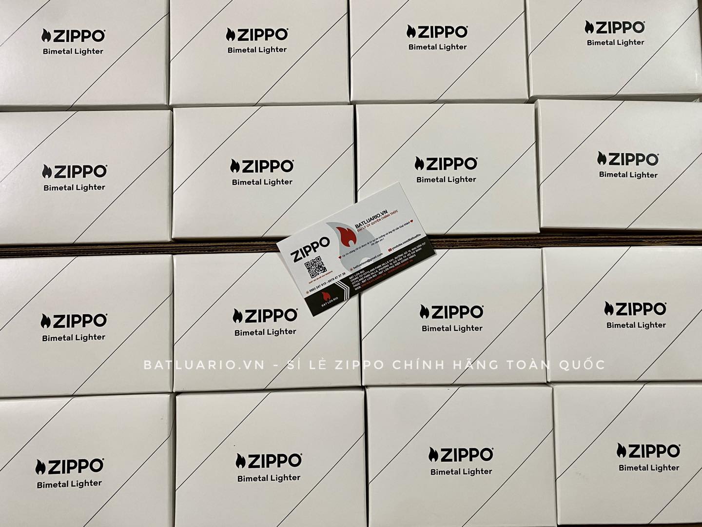 Zippo 48694 - Zippo Bimetal (Copper Bottom) - Zippo Bimetal Case - Sterling Silver Lid 46
