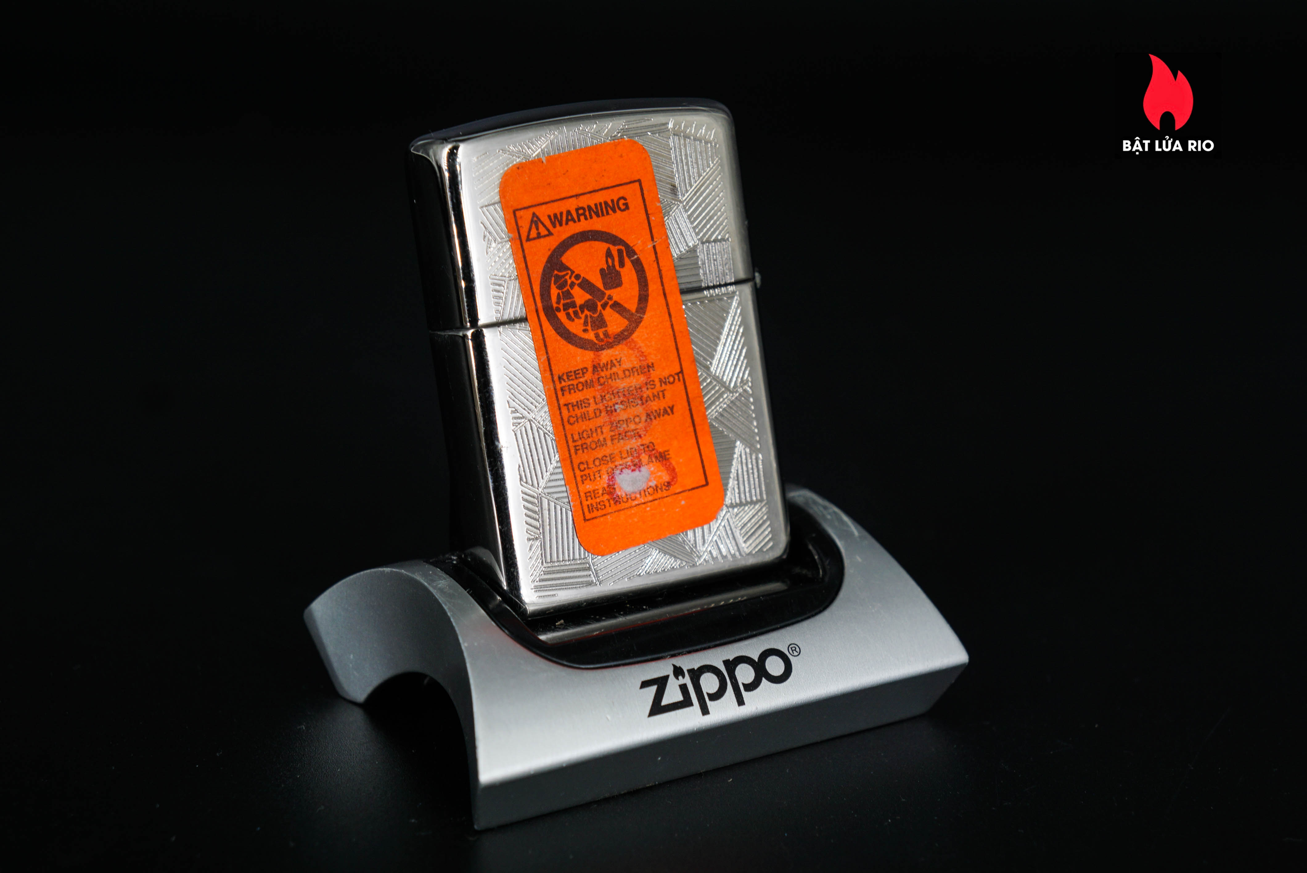 Zippo La Mã 1996 – Silver Plate – Shimmer 3