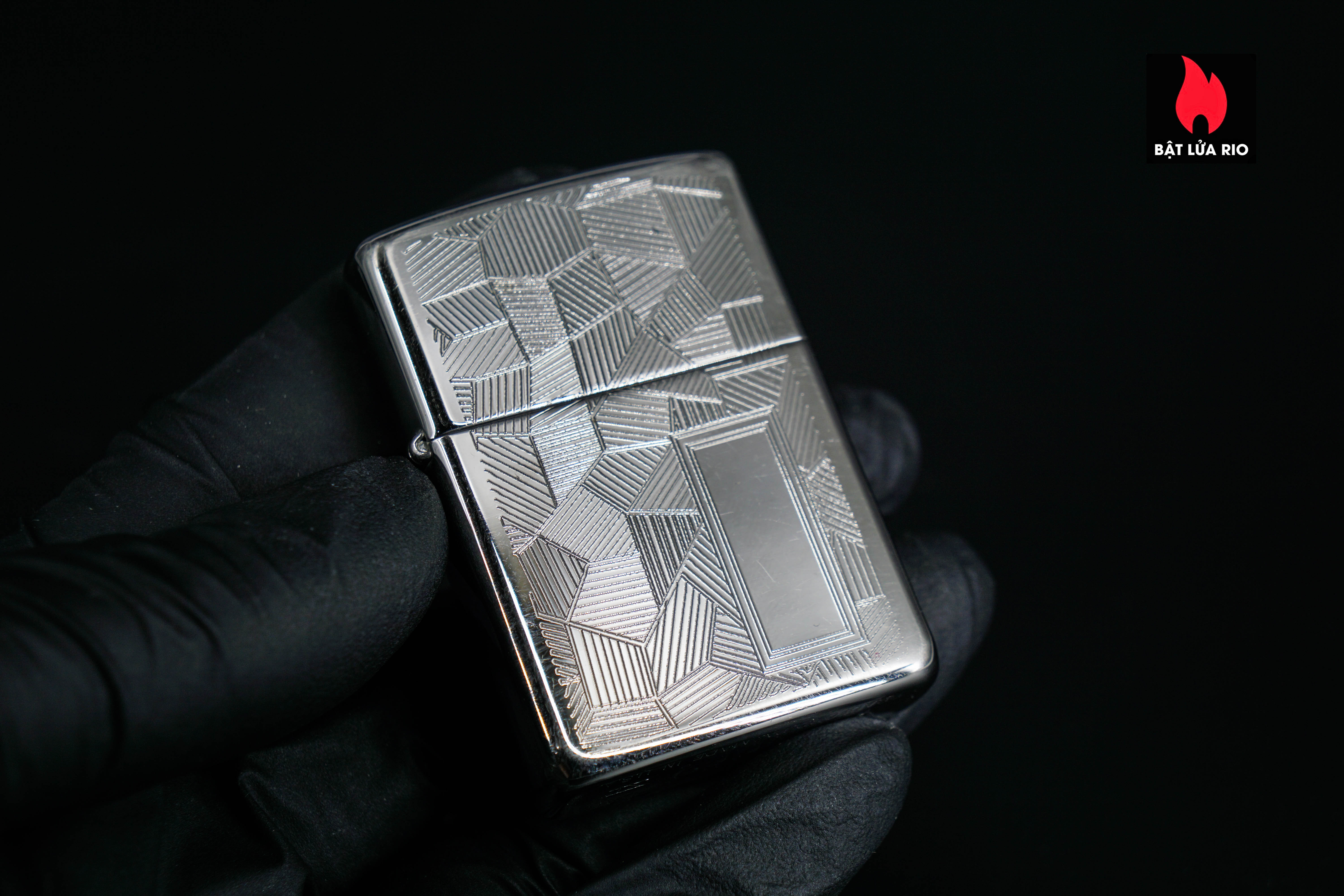 Zippo La Mã 1996 – Silver Plate – Shimmer 5