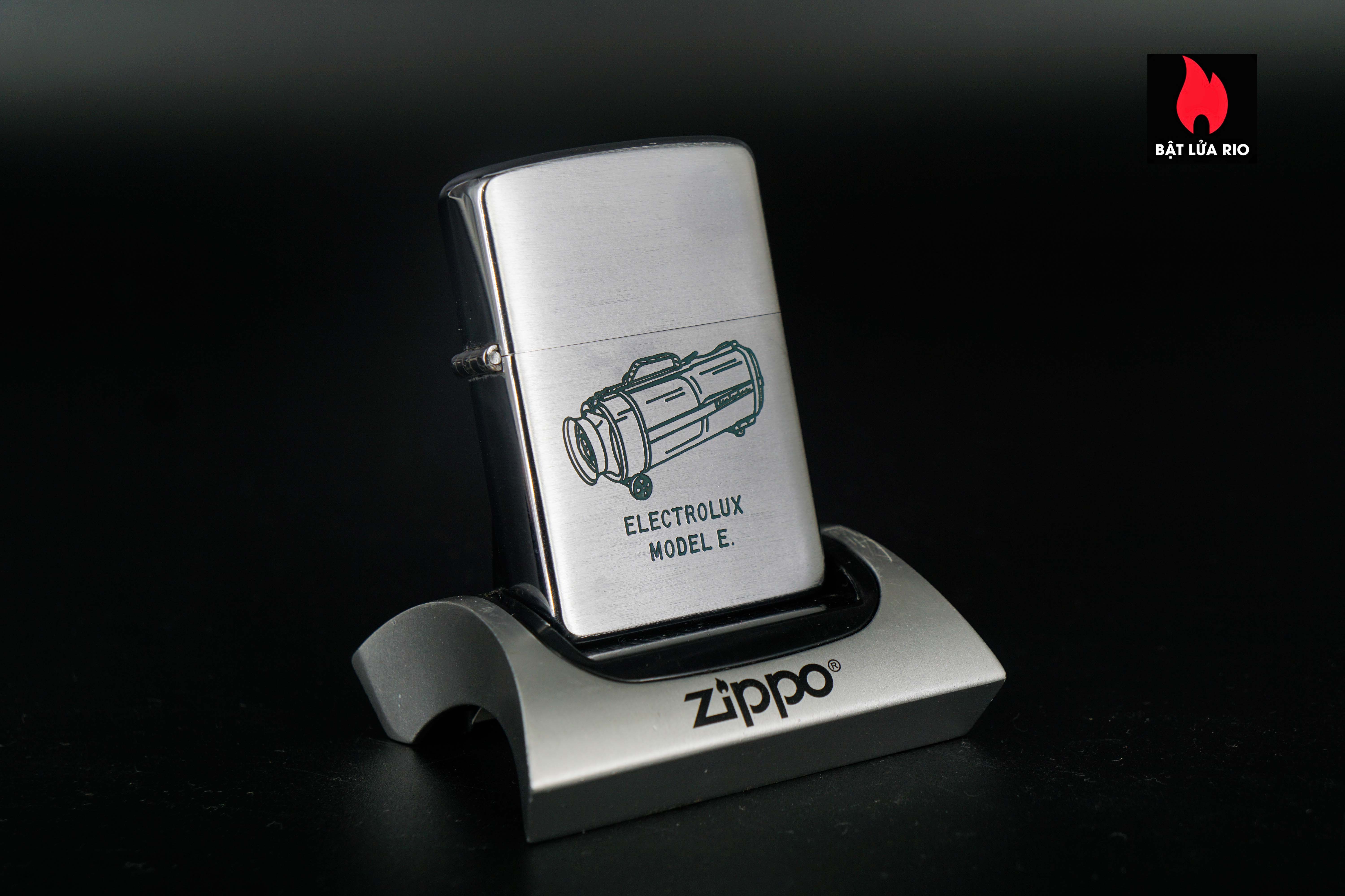 Zippo Xưa 1955 – Electrolux Model E