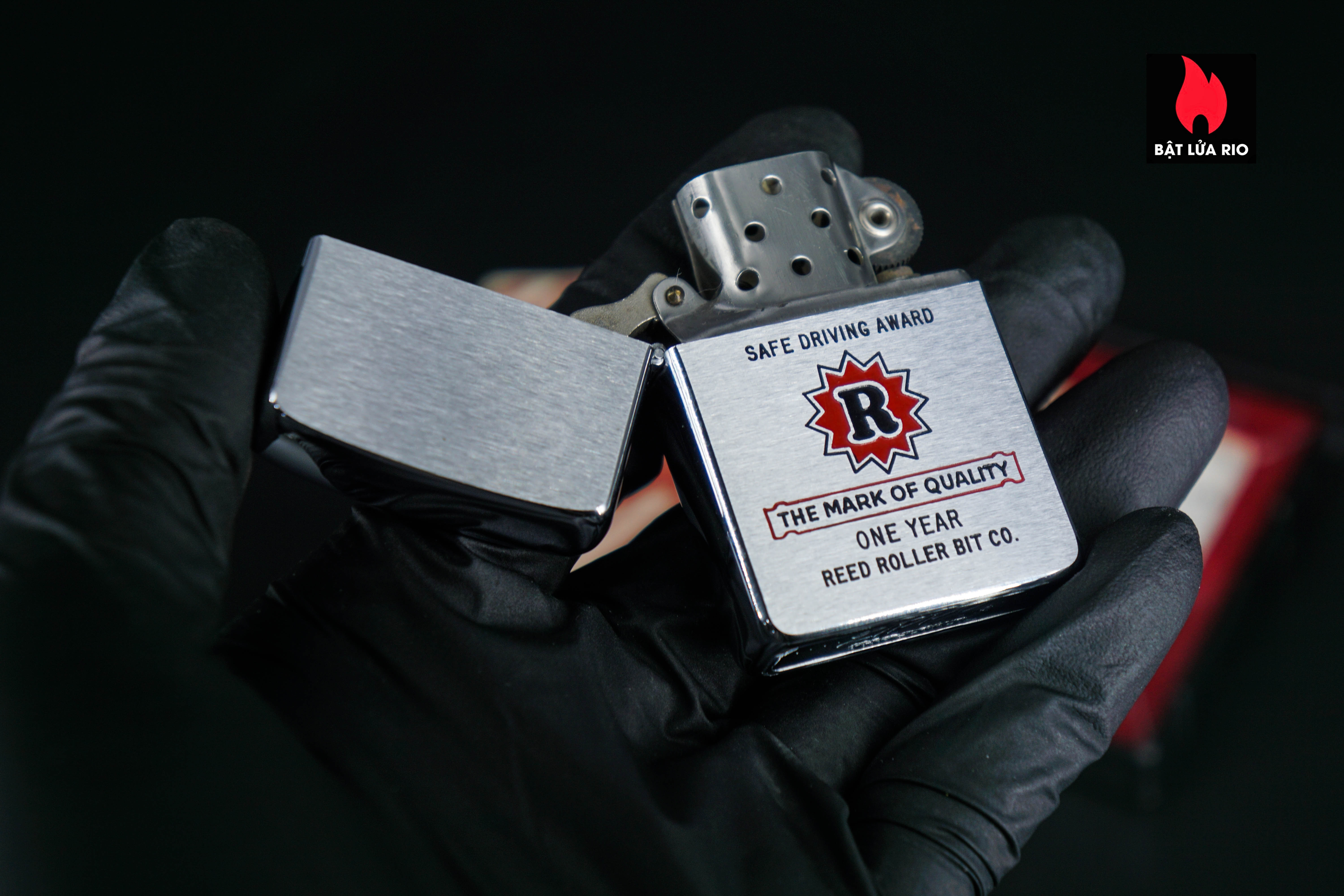 Zippo Xưa 1958 – The Mark Of Quality 4