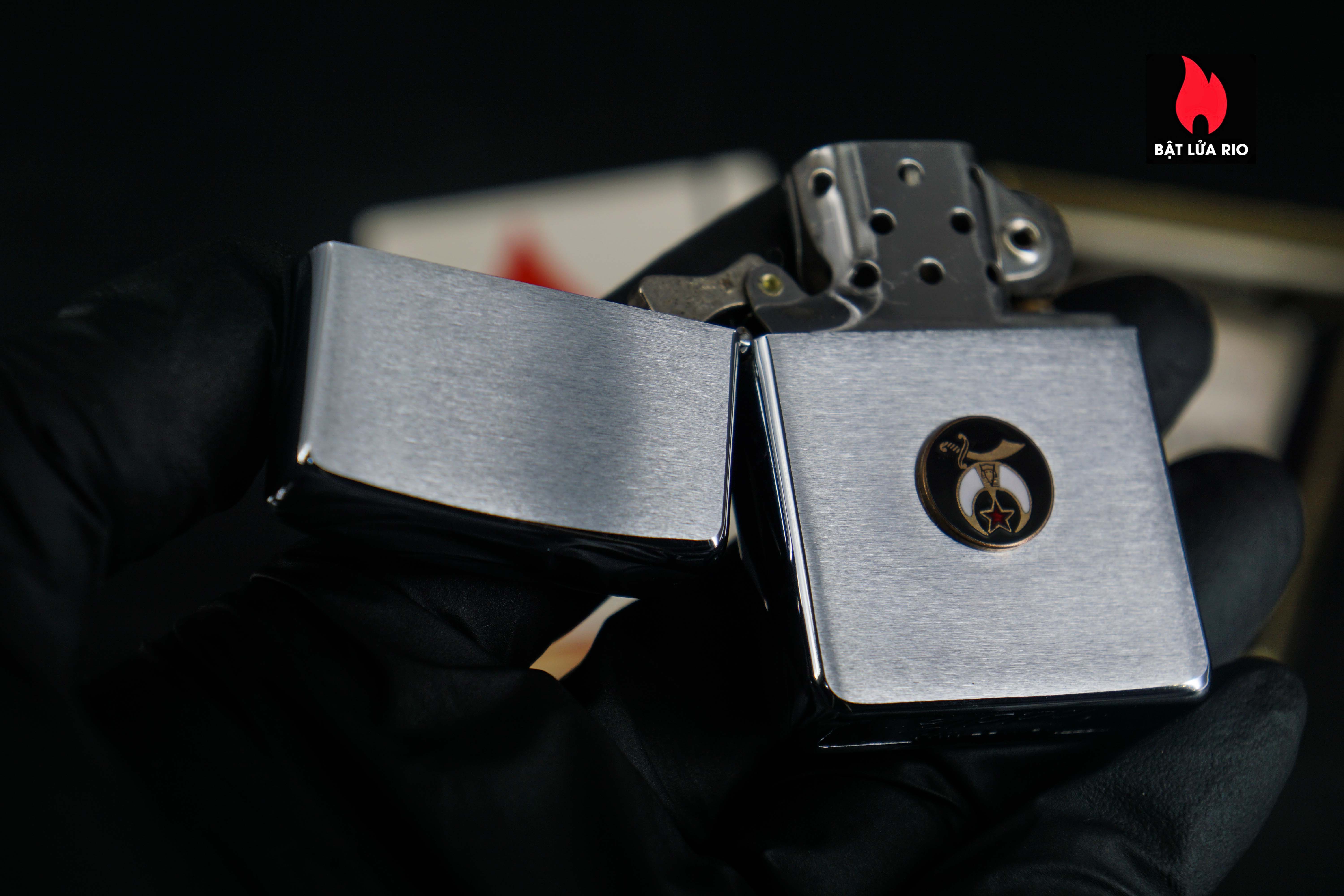 Zippo Xưa 1962 – No.280 – Shrine 8