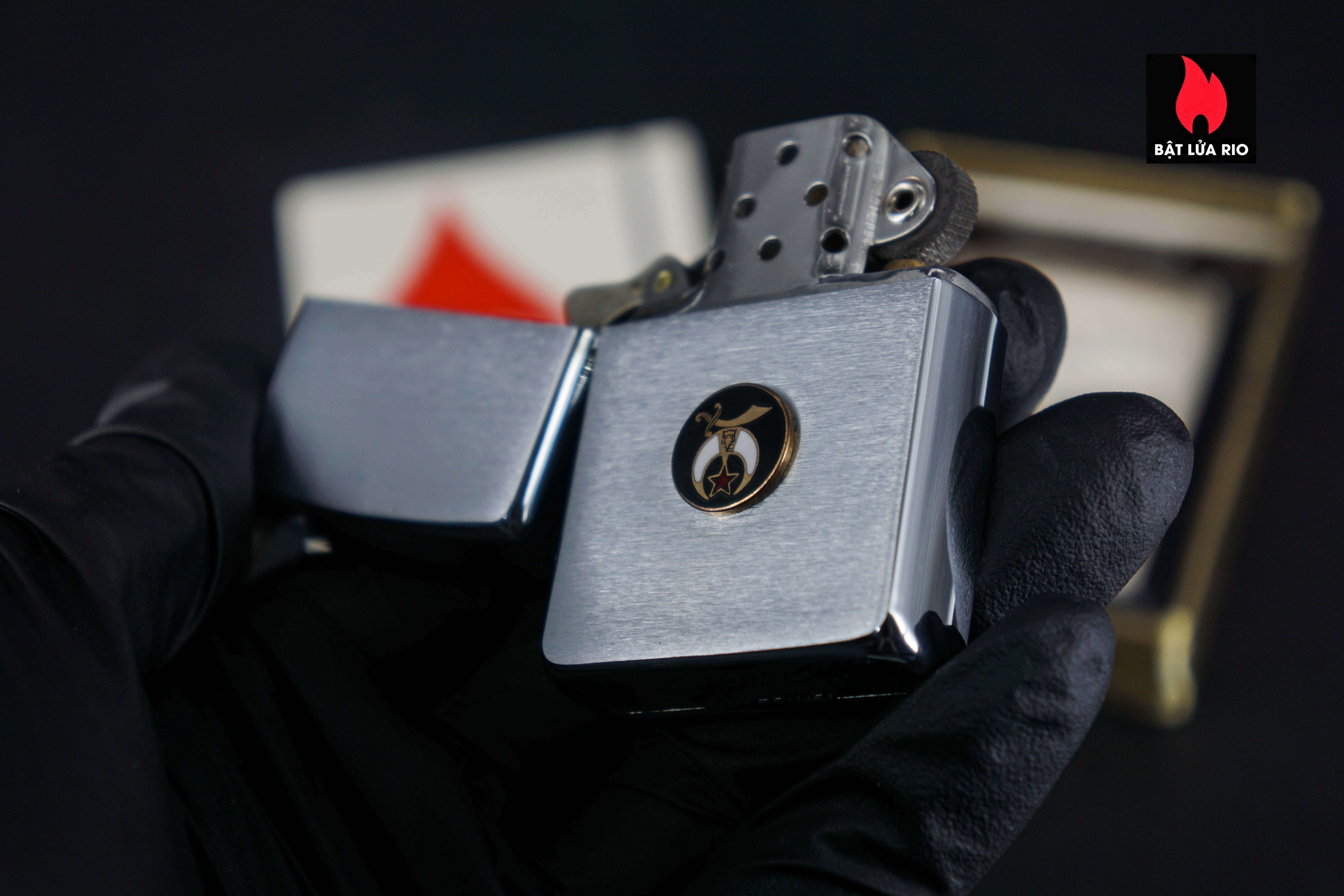 Zippo Xưa 1962 – No.280 – Shrine 9