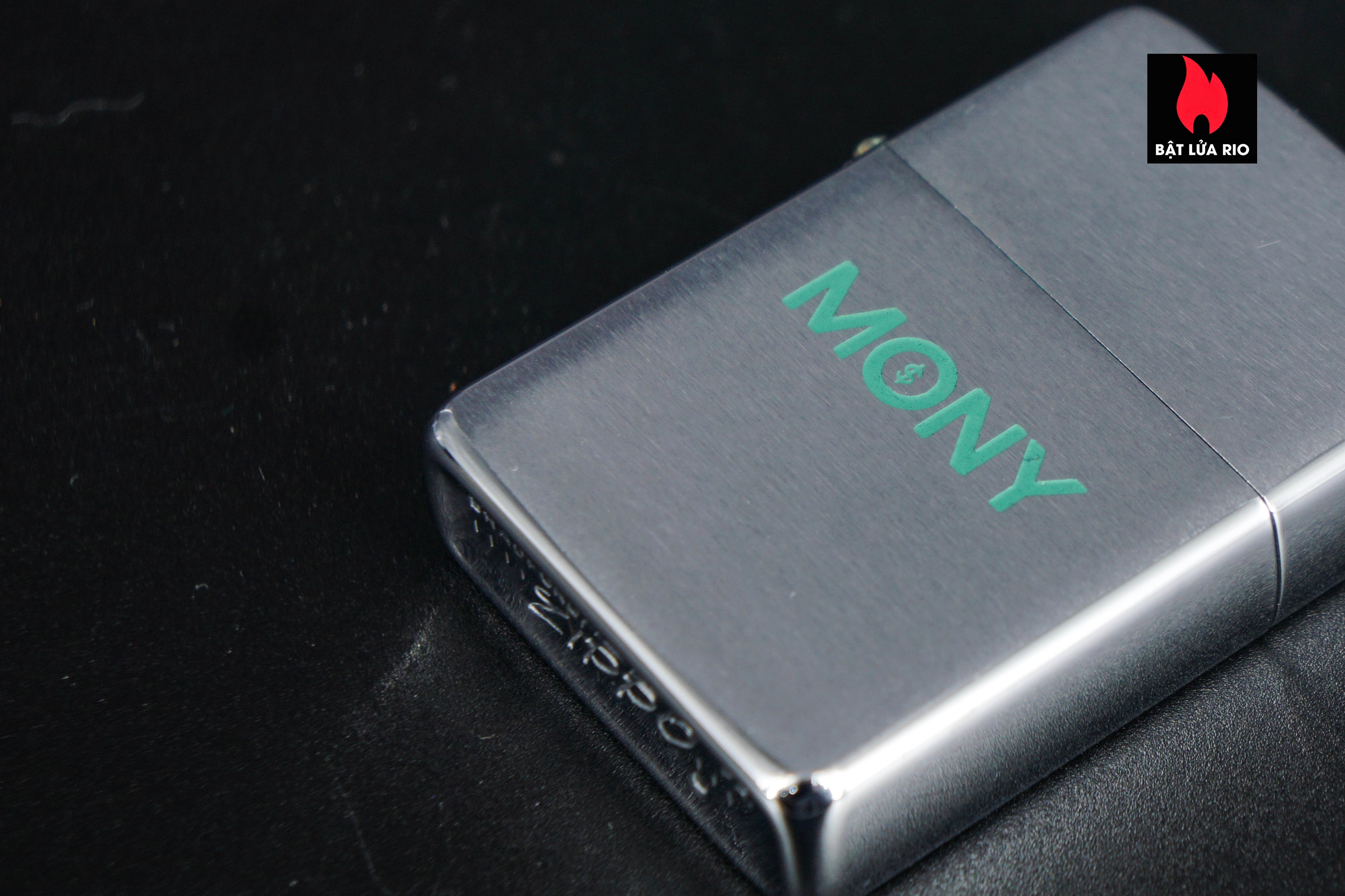 Zippo Xưa 1967 – Mony 10