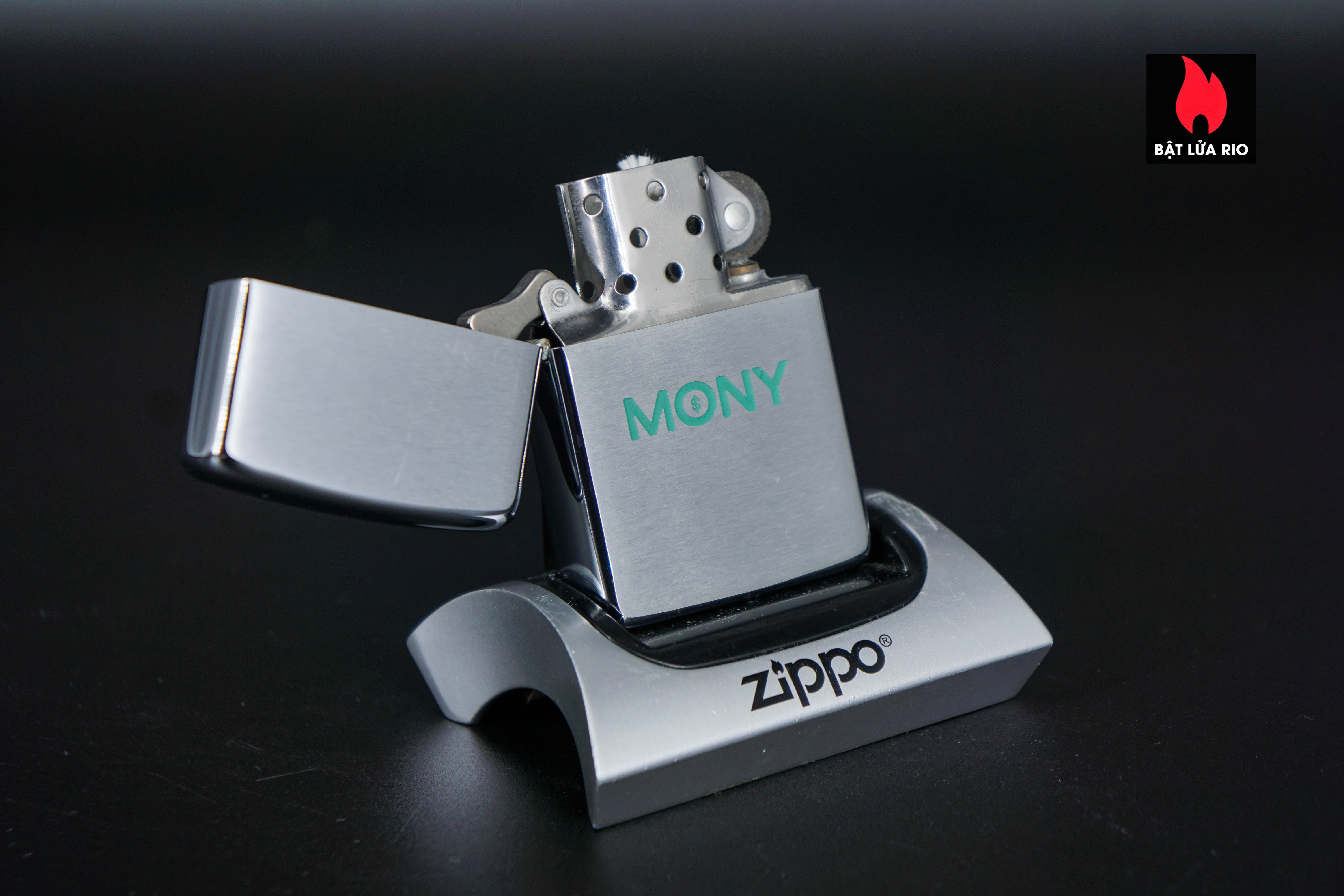 Zippo Xưa 1967 – Mony 8