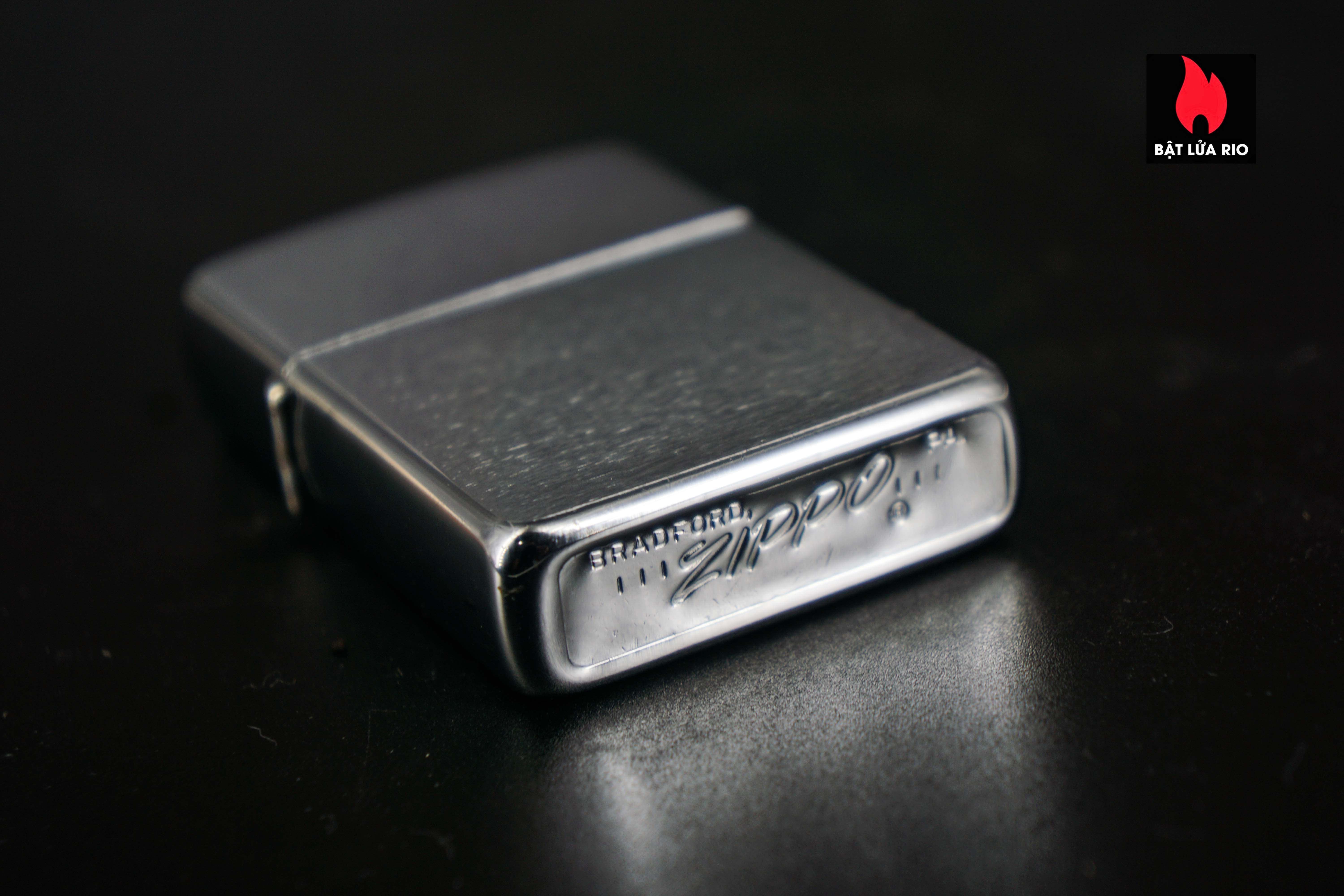 Zippo Xưa 1968 – Plain – Trơn 2 Mặt – Brushed Chrome 73 Zippo Xưa 1968 – Plain – Trơn 2 Mặt – Brushed Chrome 18
