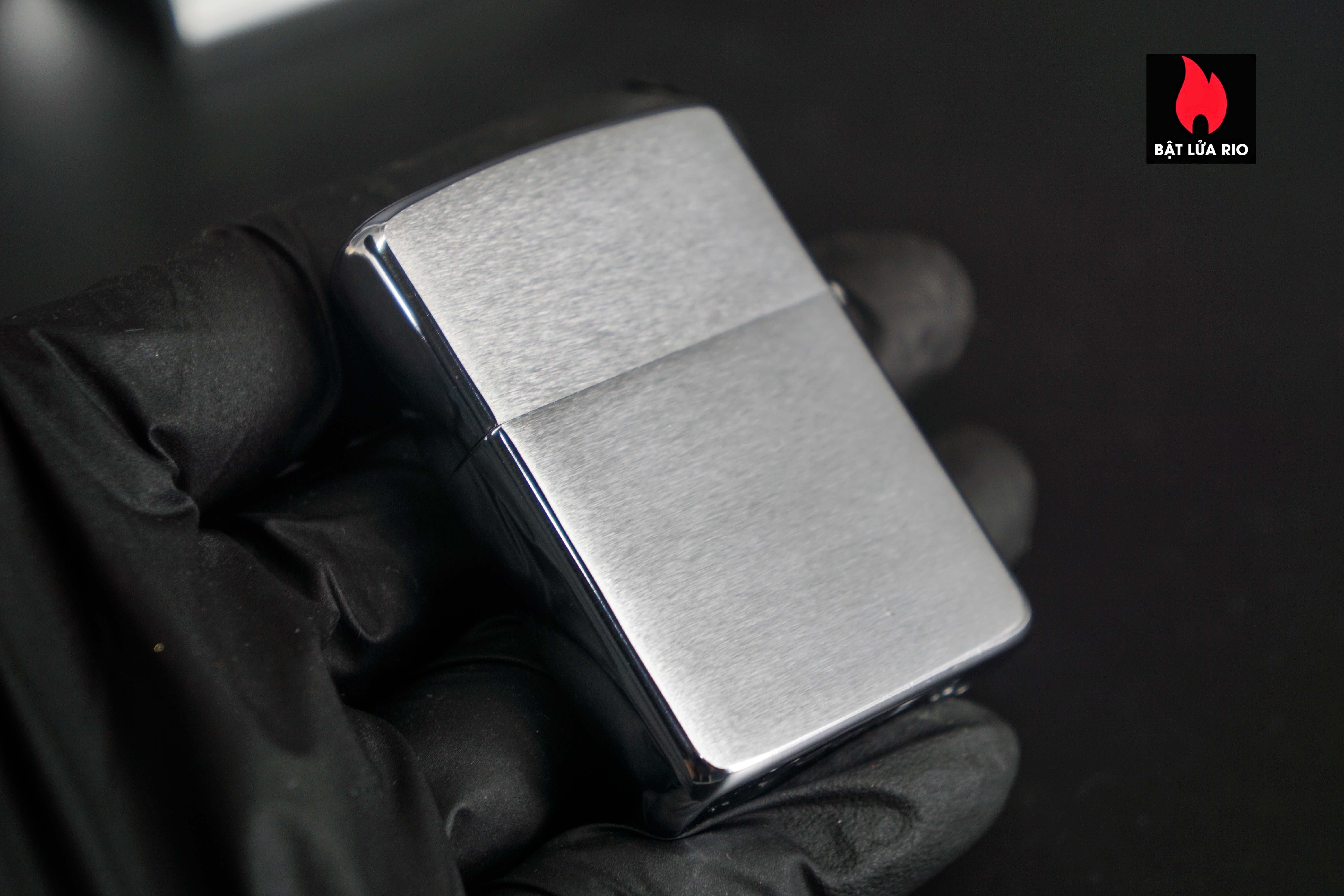 Zippo Xưa 1968 – Plain – Trơn 2 Mặt – Brushed Chrome 80 Zippo Xưa 1968 – Plain – Trơn 2 Mặt – Brushed Chrome 25
