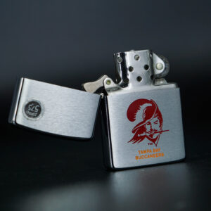 Zippo Xưa 1975 – Tampa Bay Buccaneers 10