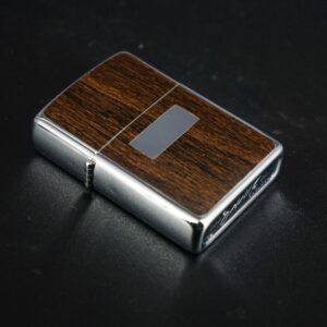 Zippo Xưa 1976 – No.351 – Regular Vinyl 10