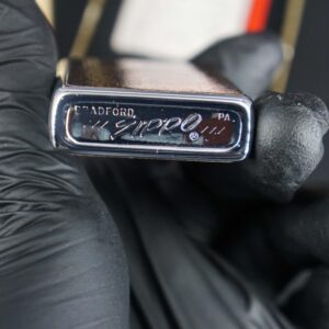 Zippo Xưa 1976 – No.351 – Regular Vinyl 4