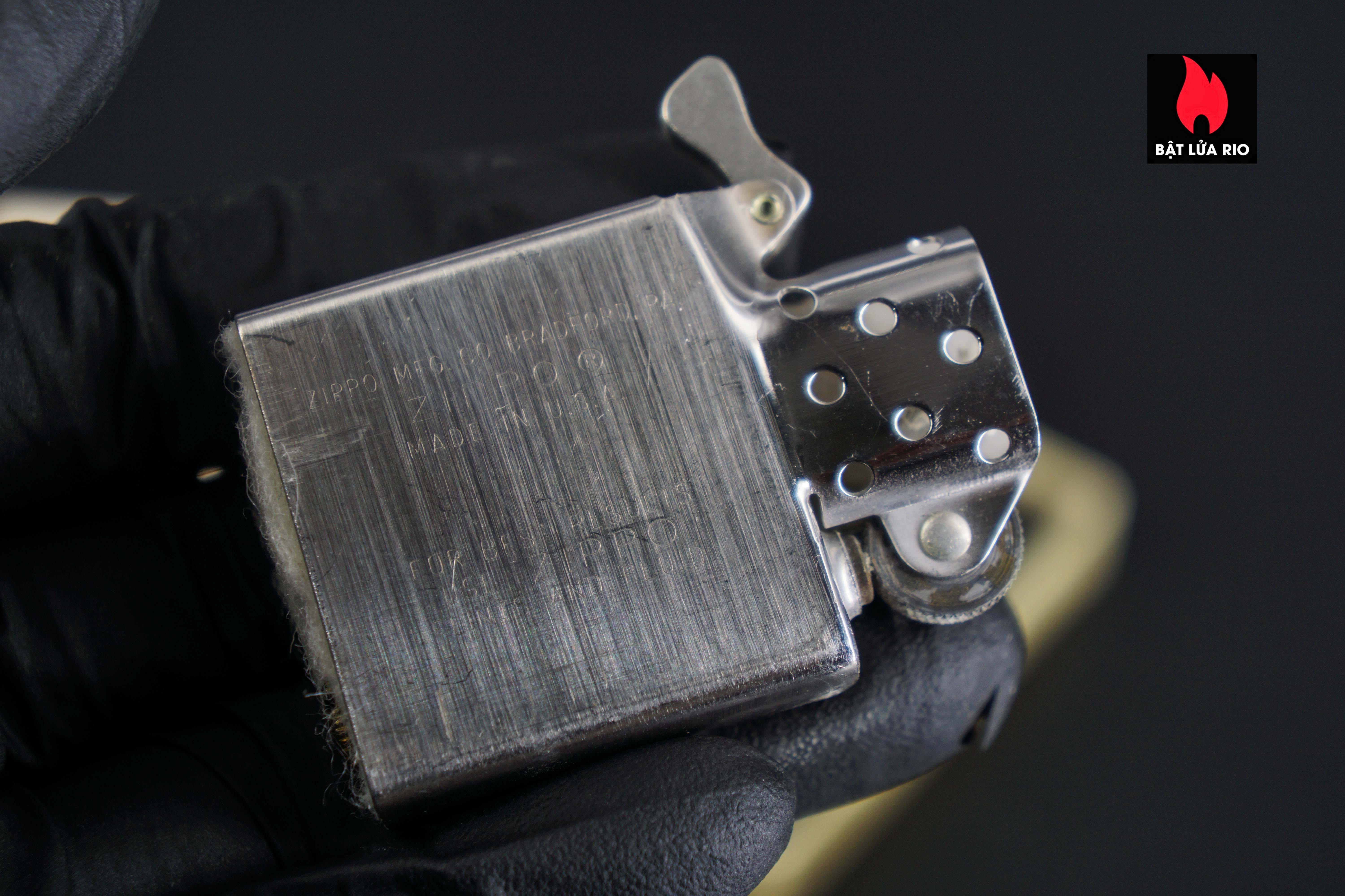 Zippo Xưa 1978 – Marsh Electronics, Inc. 43 Zippo Xưa 1978 – Marsh Electronics, Inc. 8