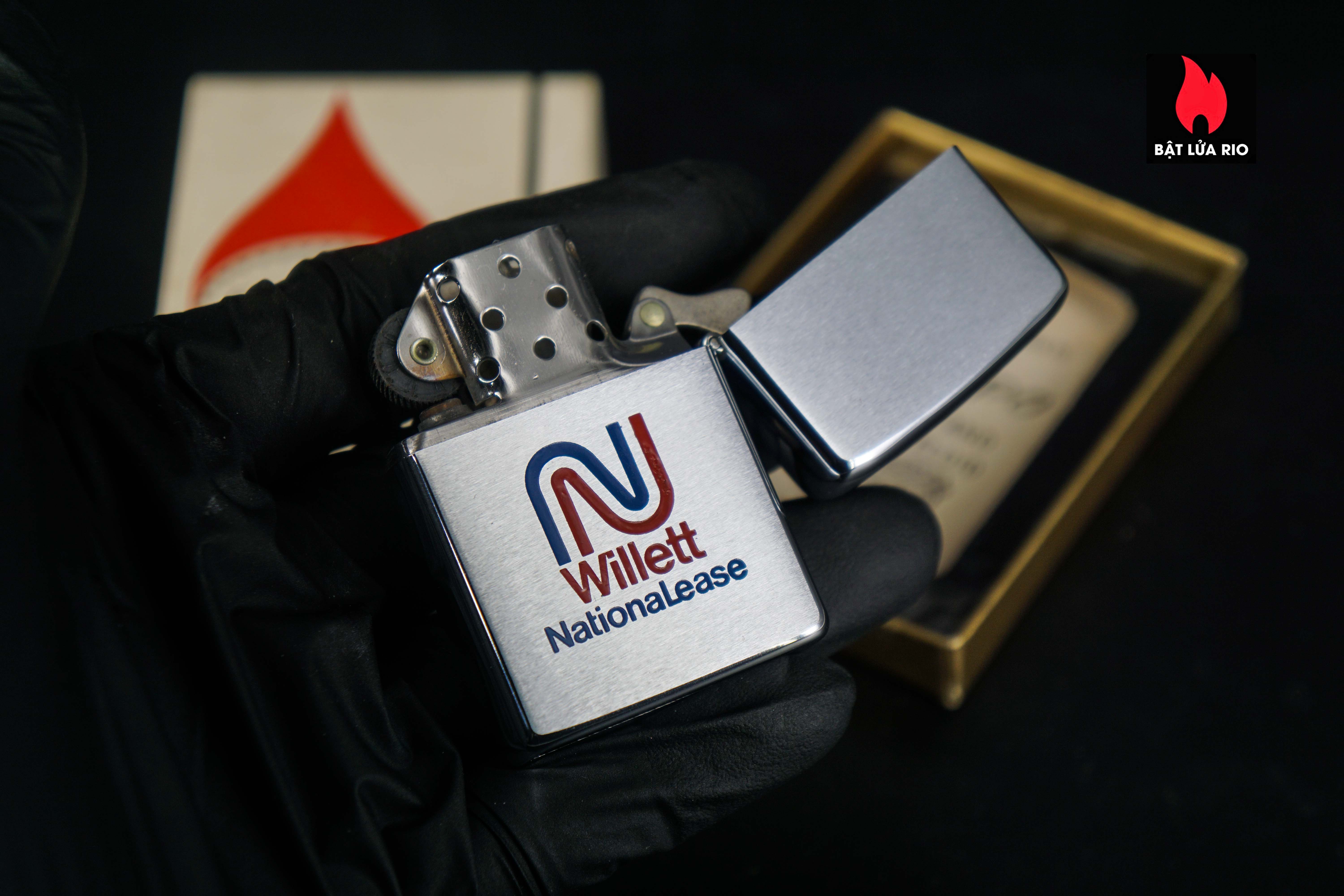 Zippo Xưa 1979 – Willett Nationa Lease 45 Zippo Xưa 1979 – Willett Nationa Lease 9