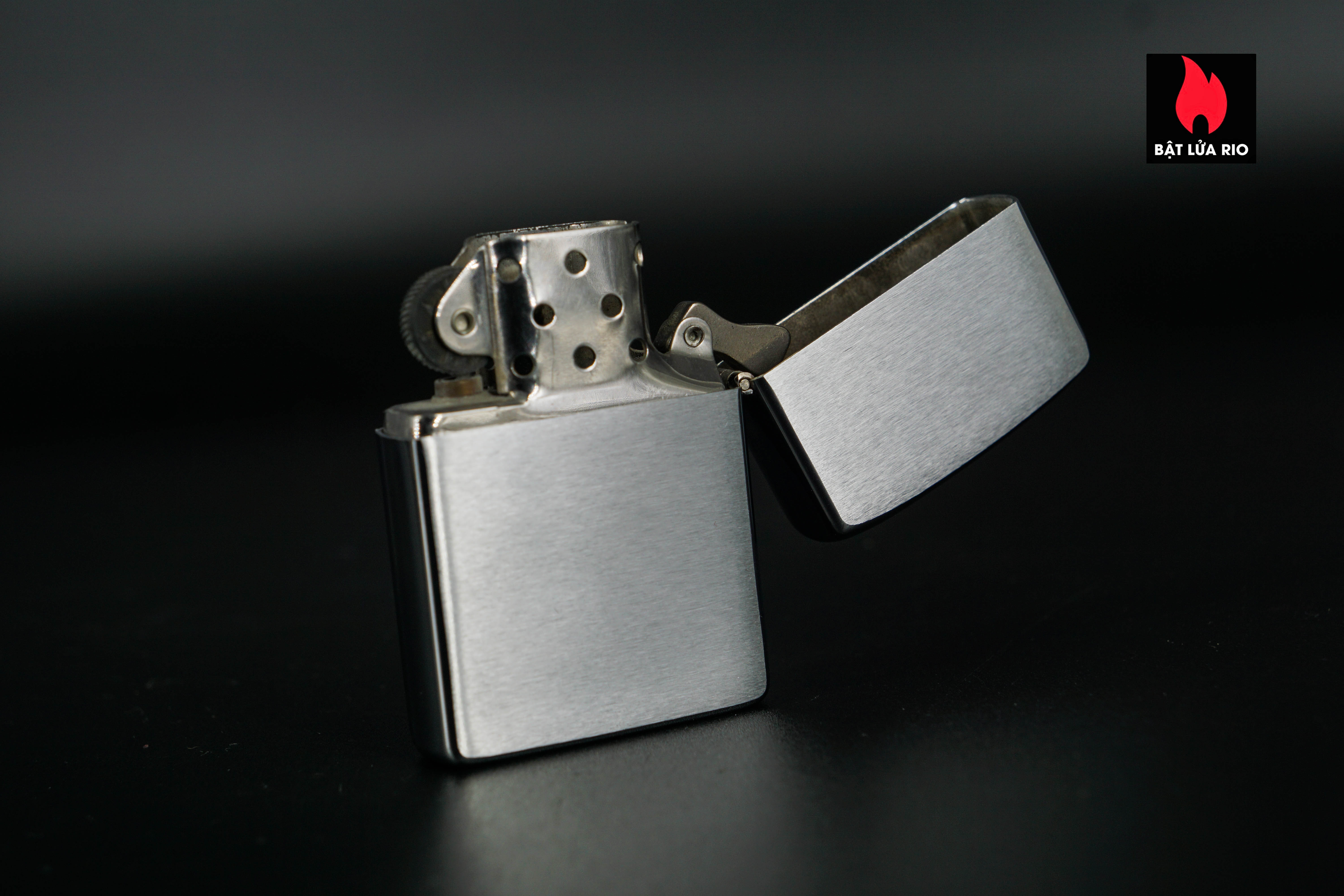 Zippo Xưa 1984 – ICC 11