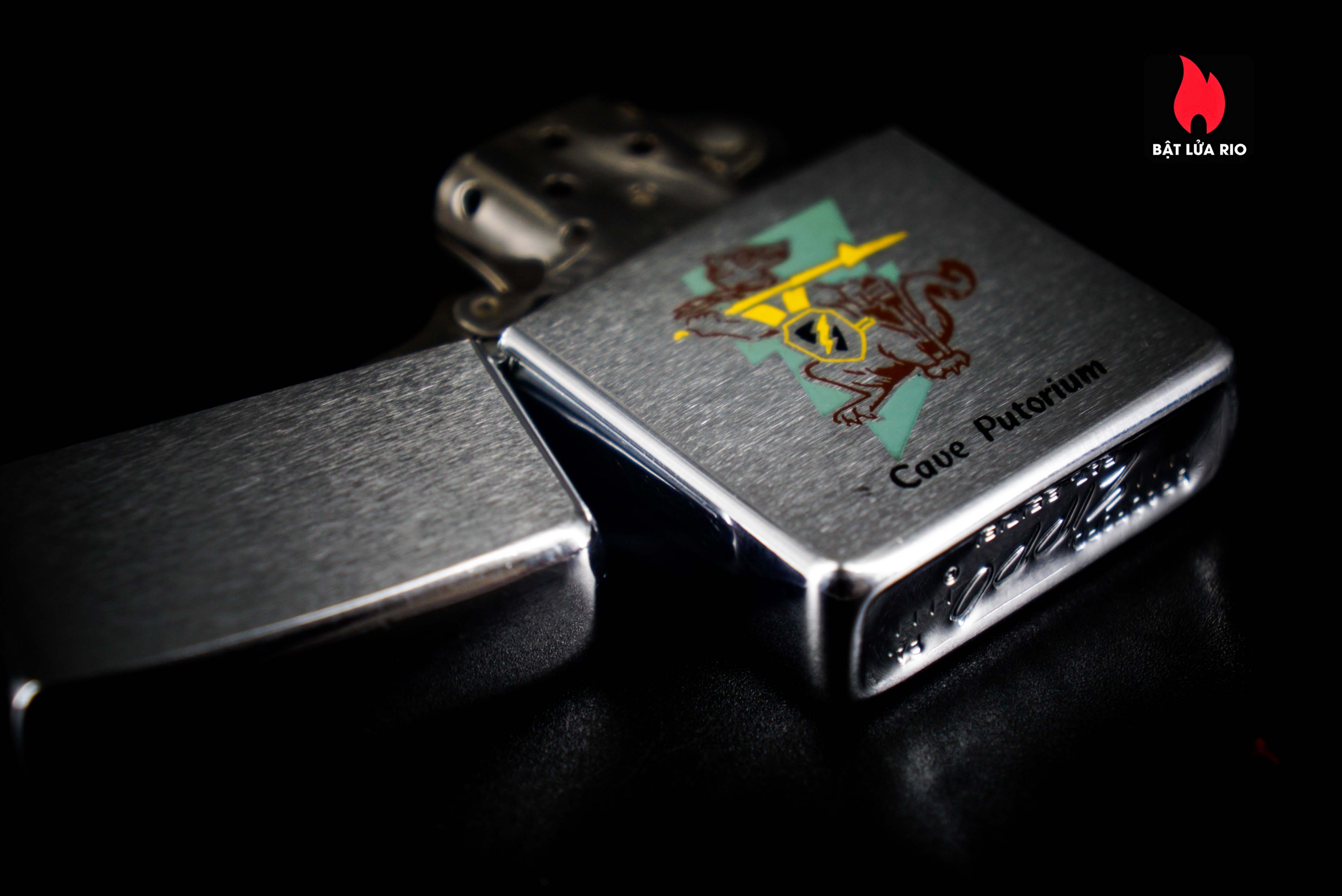 Zippo Xưa 1966 – Cave Putorium 10