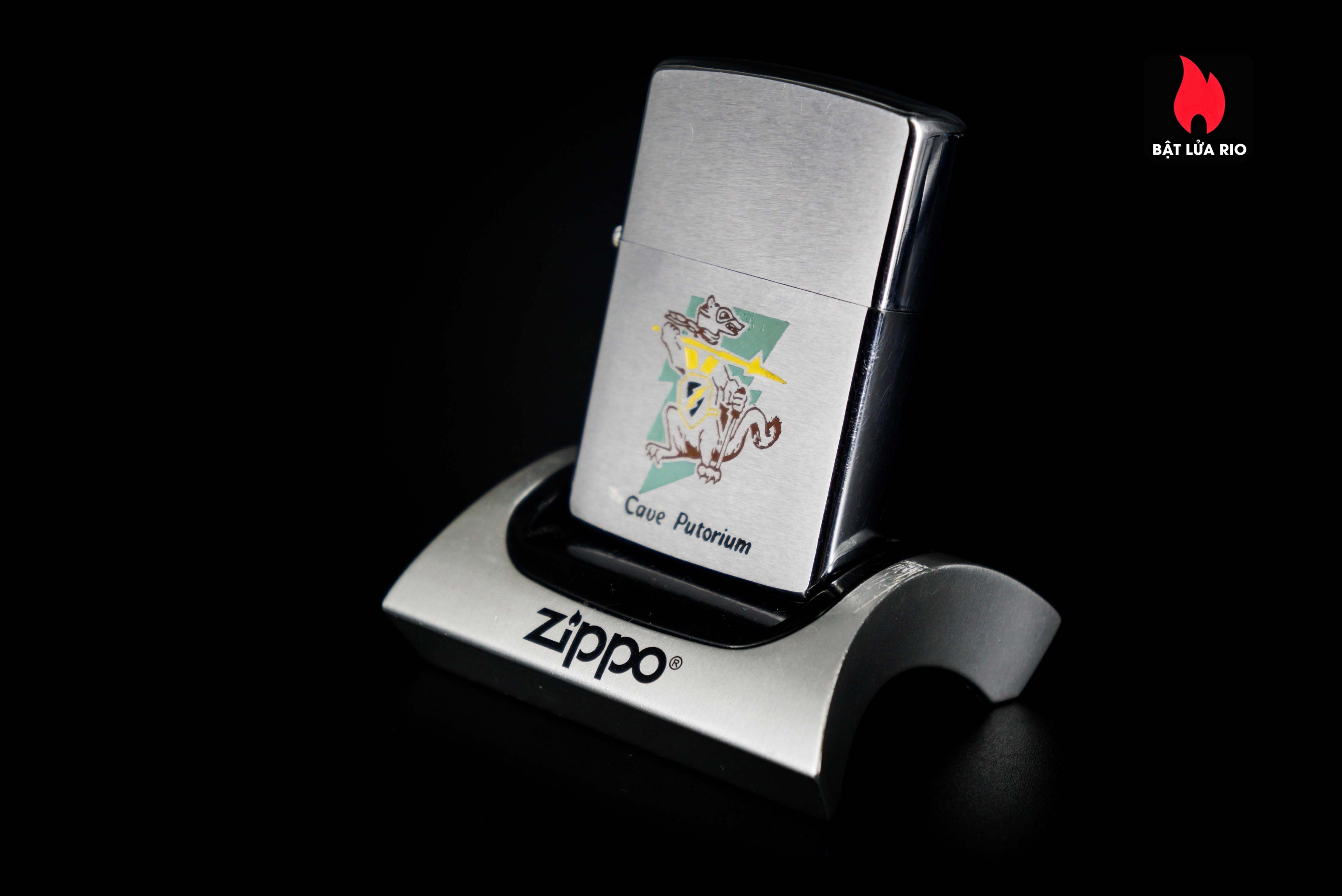 Zippo Xưa 1966 – Cave Putorium 11