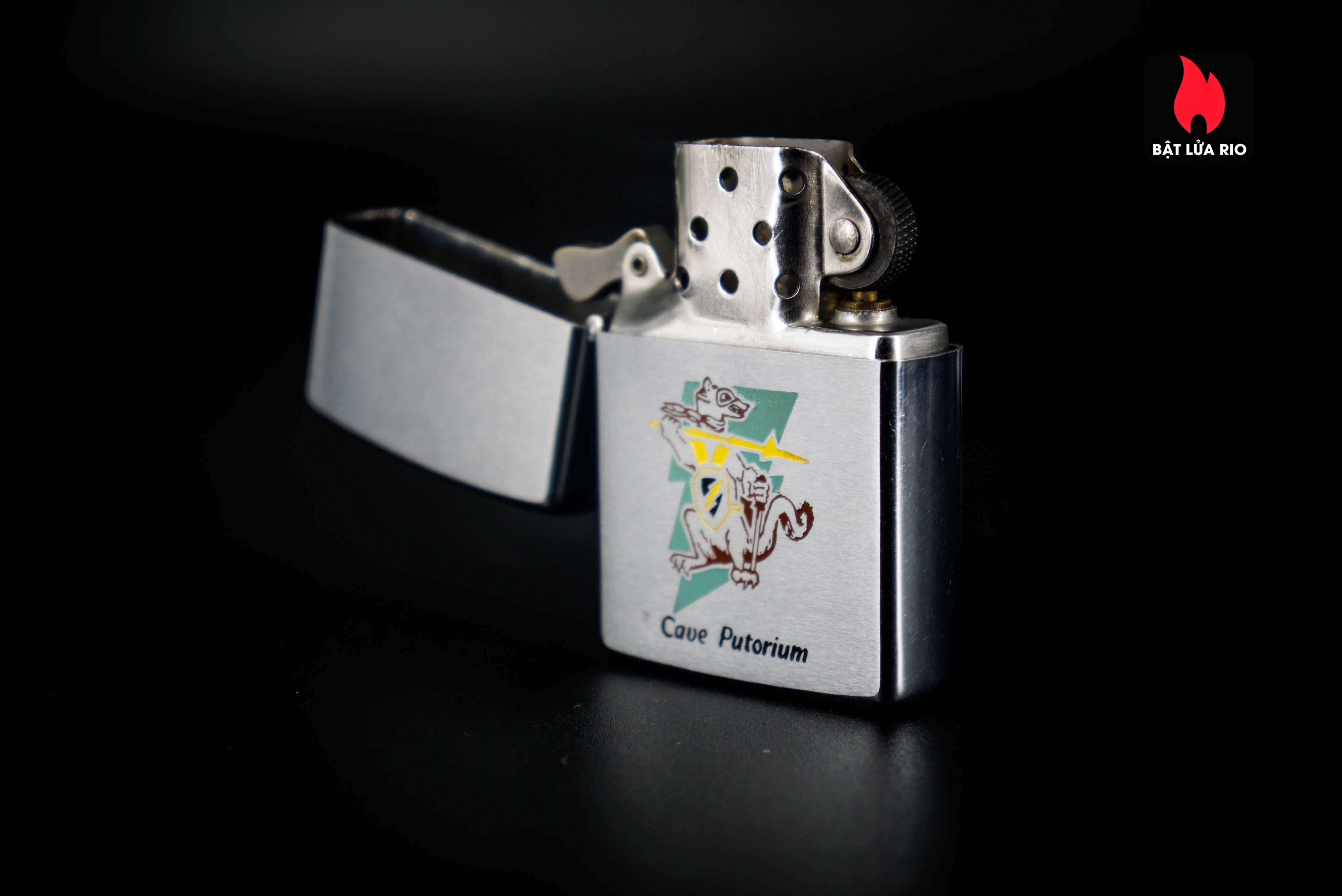 Zippo Xưa 1966 – Cave Putorium 5