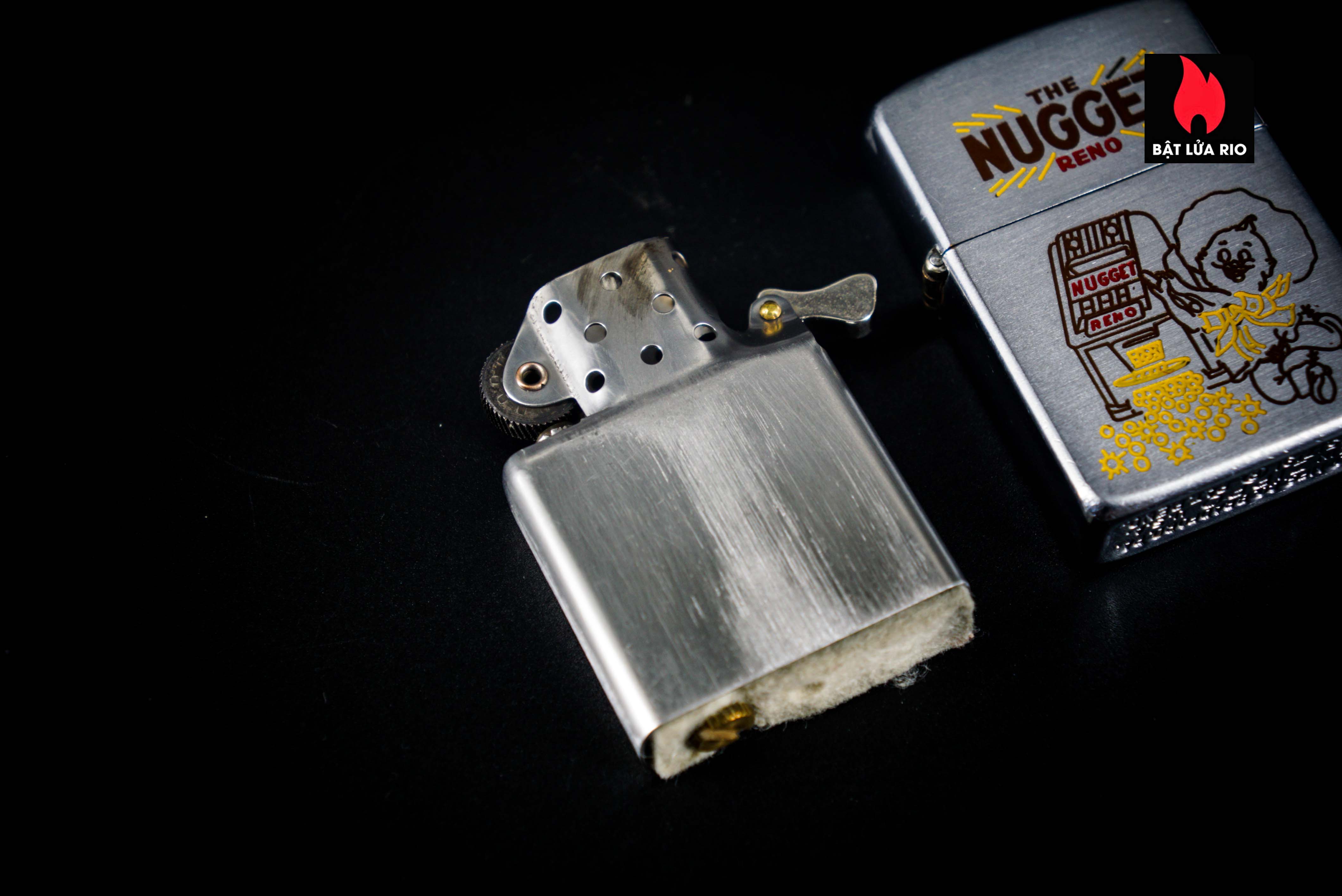 Zippo Xưa 1953-1954 – Nugget Reno 4