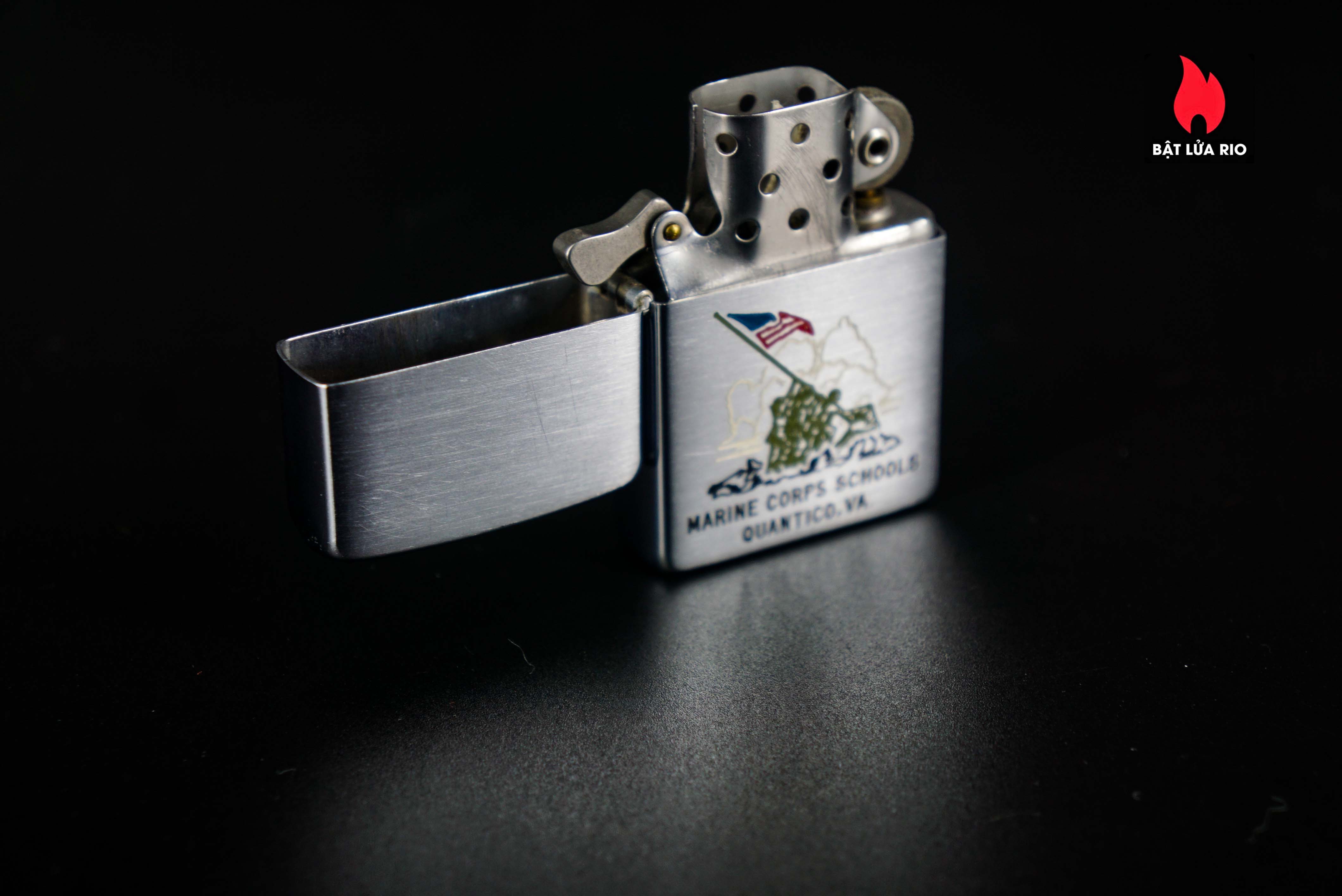 Zippo Xưa 1955 – Marine Corps School Quantico 45 Zippo Xưa 1955 – Marine Corps School Quantico 10
