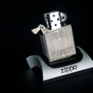 Zippo Xưa 1958 – Town & Country – Bell Aircraft Division 4