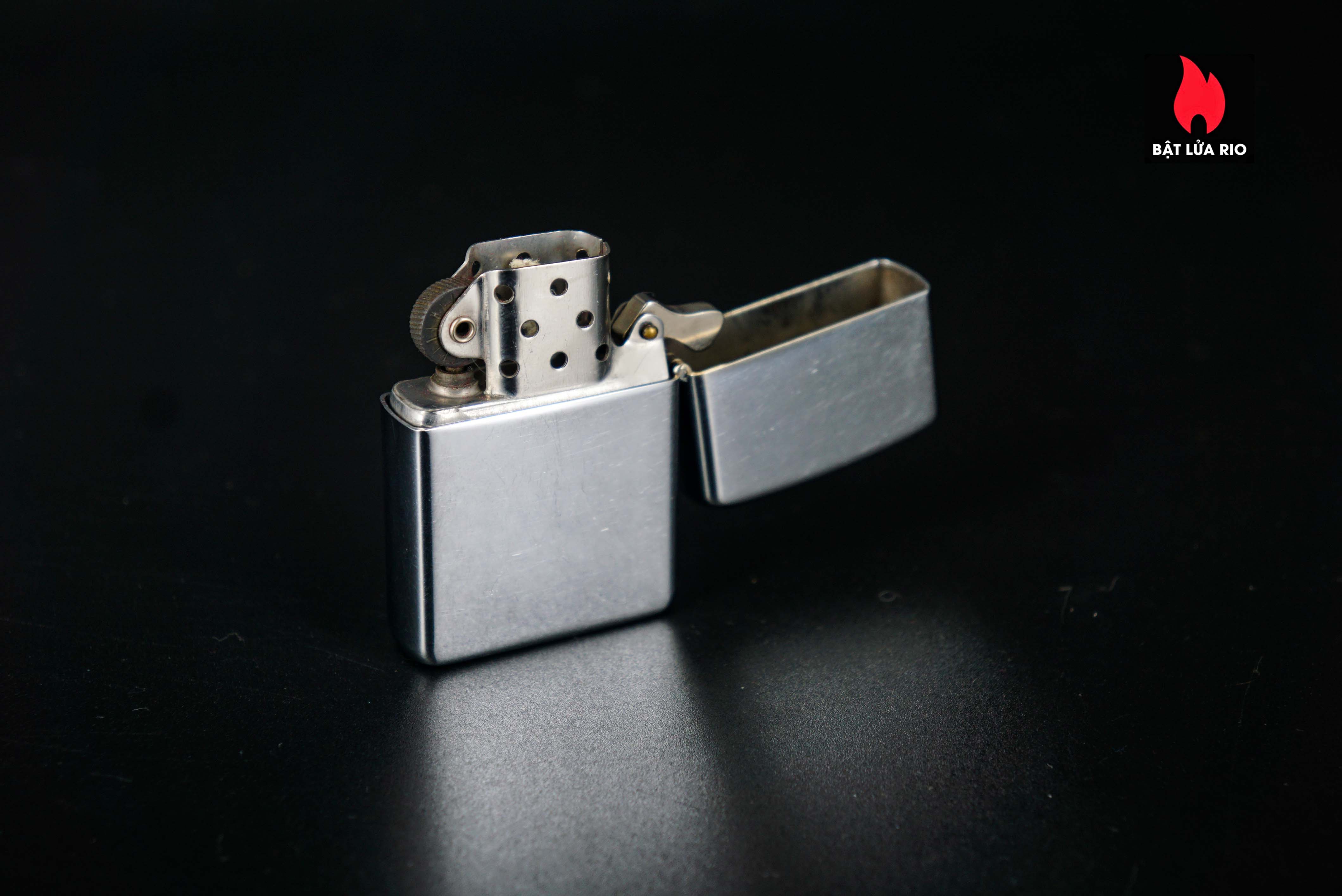 Zippo Xưa 1958 – Town & Country – Bell Aircraft Division 7