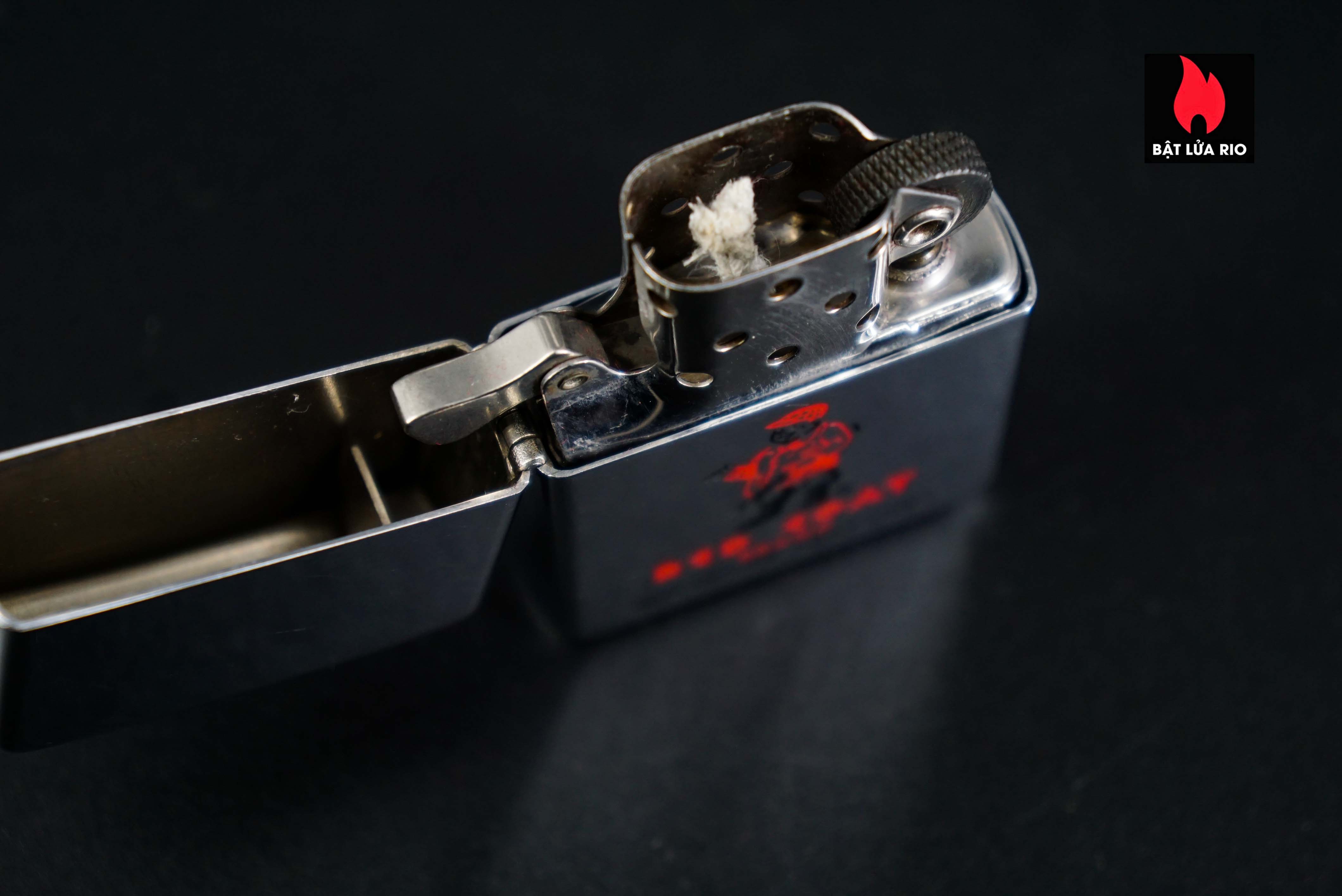 Zippo Xưa 1959 – Red Coat 35 Zippo Xưa 1959 – Red Coat 10