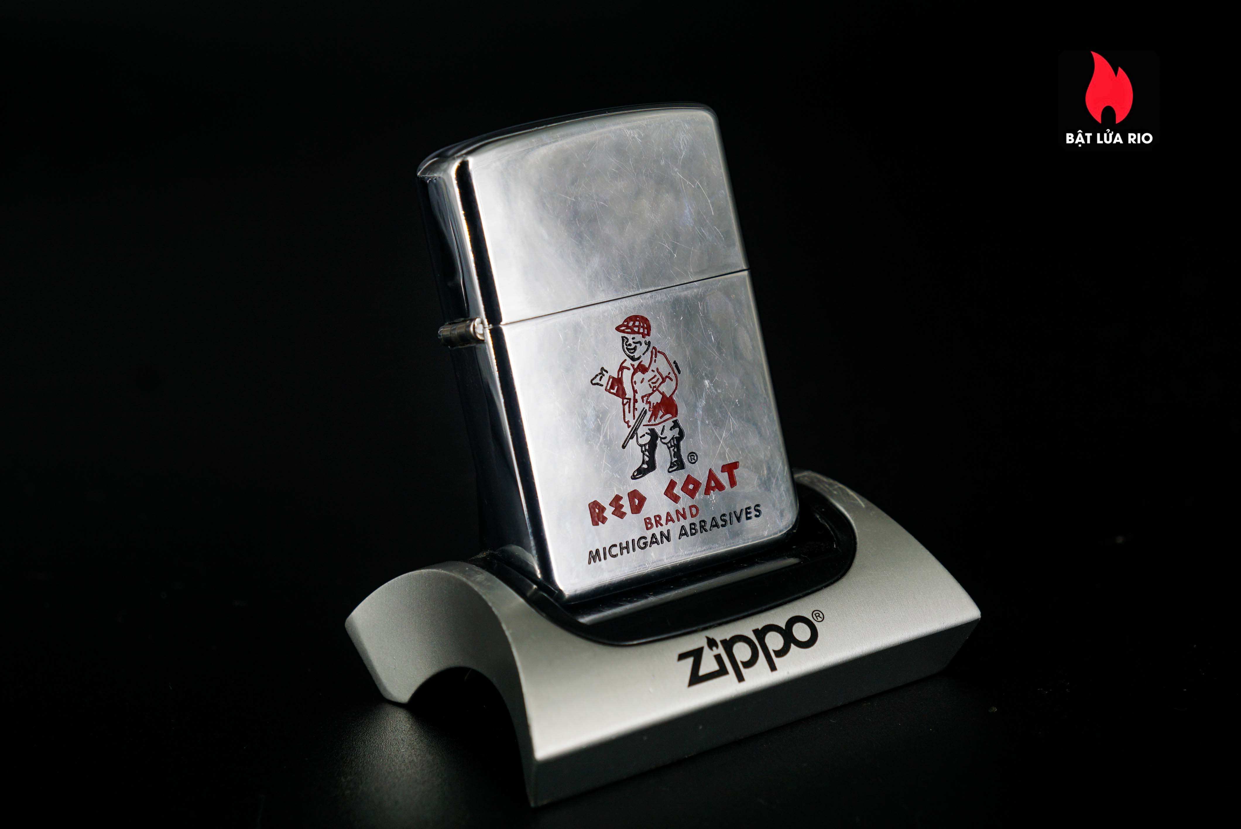 Zippo Xưa 1959 – Red Coat 39 Zippo Xưa 1959 – Red Coat