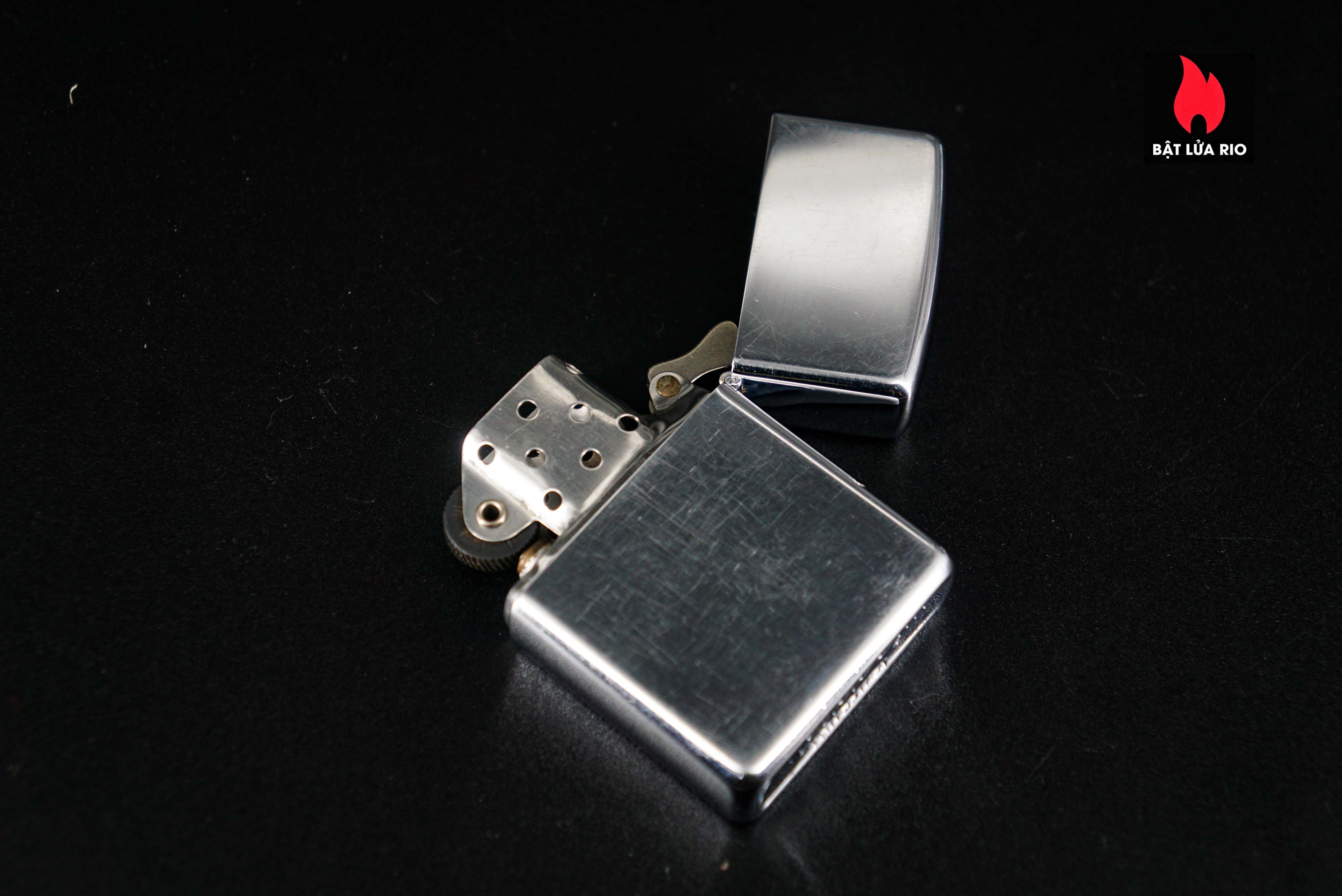 Zippo Xưa 1959 – Town & Country – USS Saratoga CVA-60 3