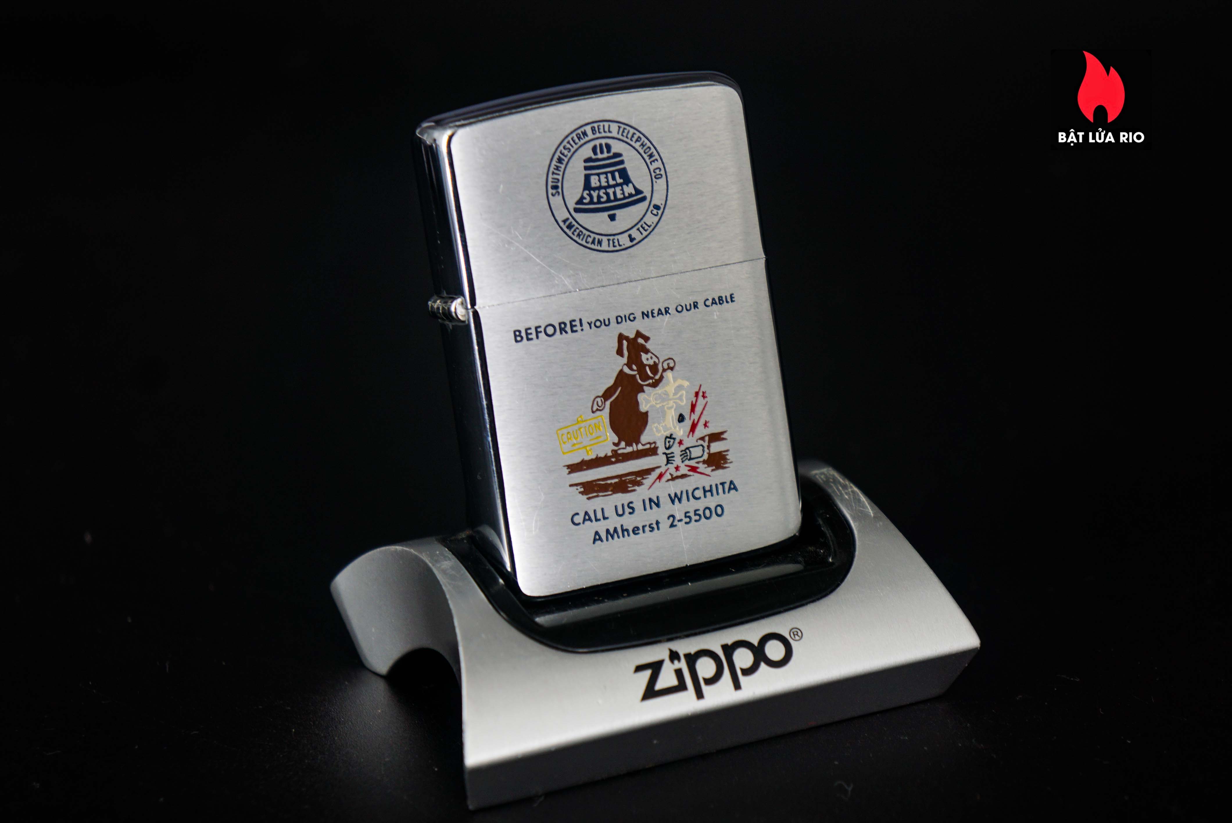 Zippo Xưa 1961 – Call Us in Wichita 30 Zippo Xưa 1961 – Call Us in Wichita