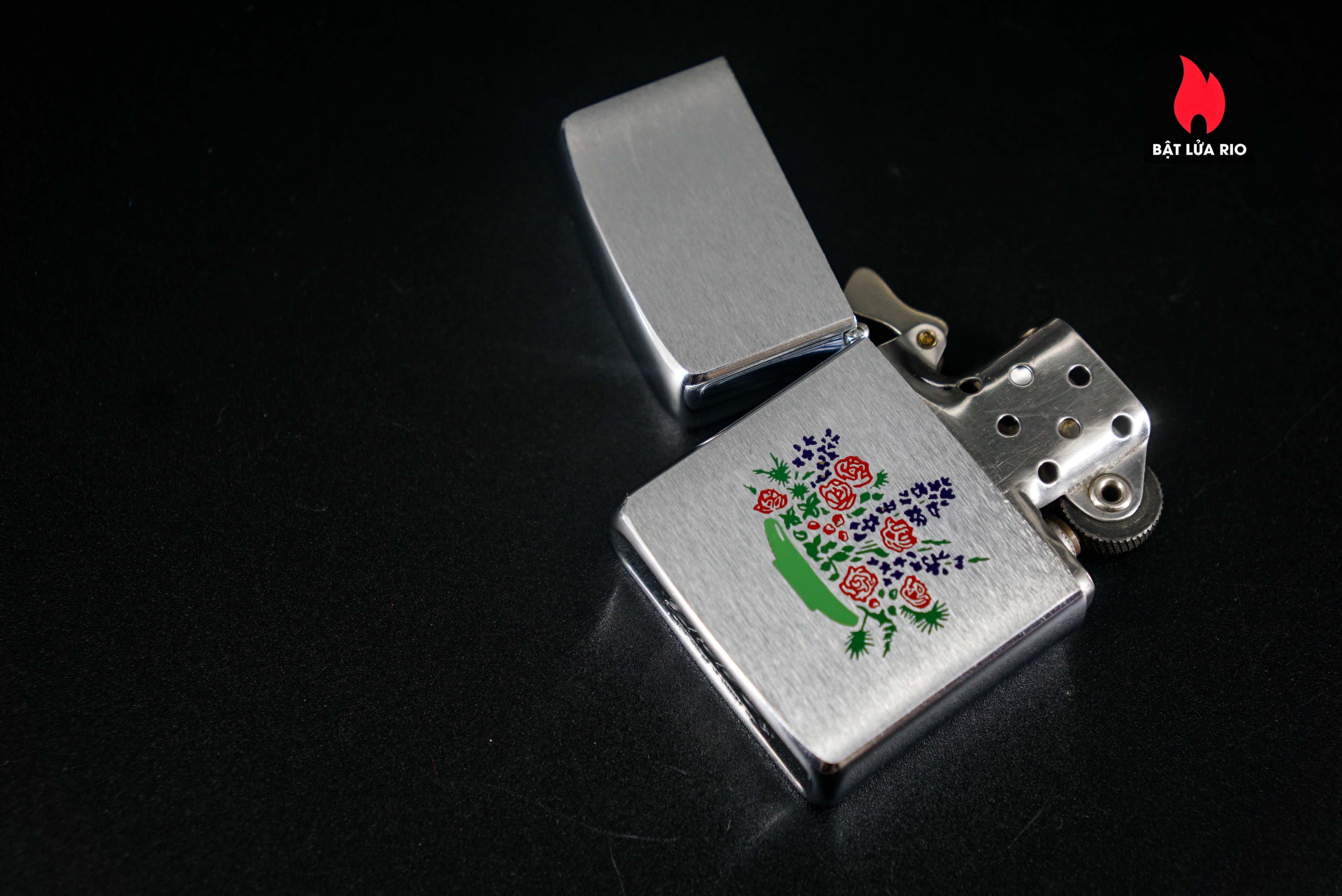 Zippo Xưa 1962 – HOA 34 Zippo Xưa 1962 – HOA 5