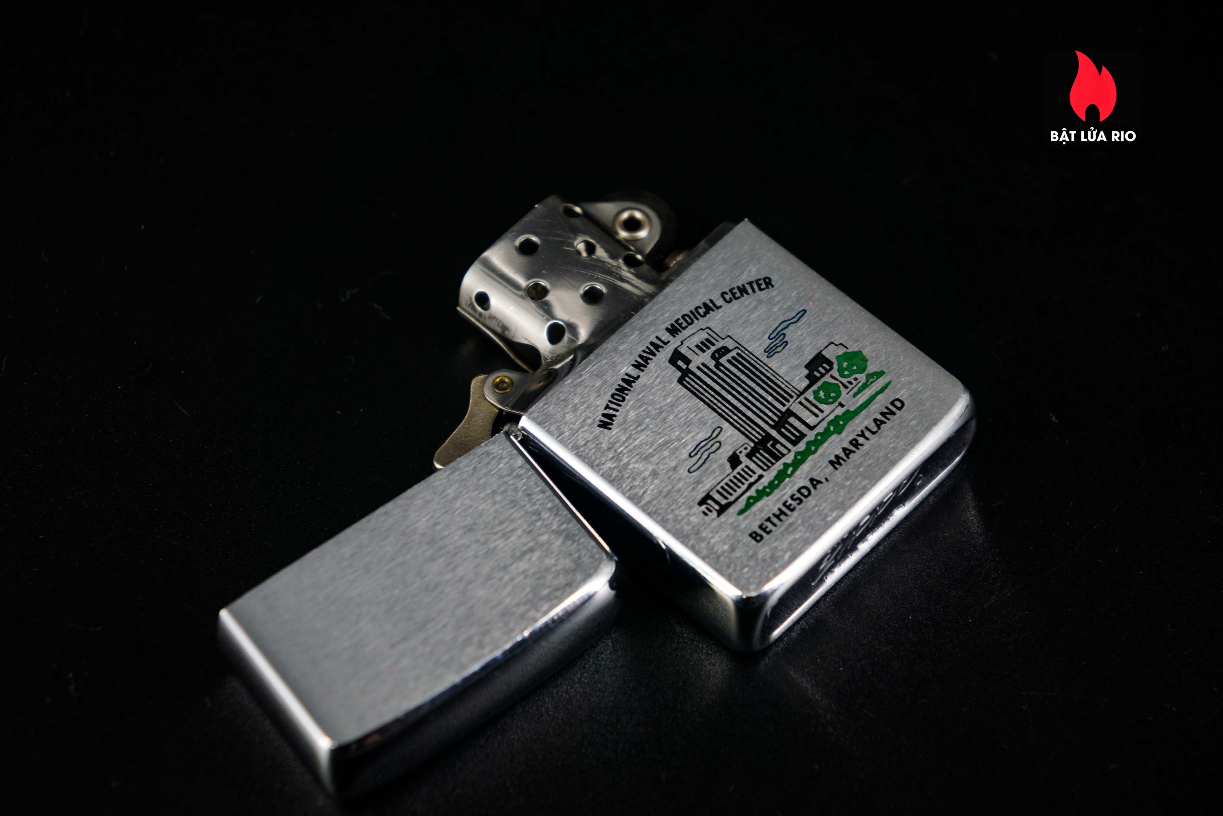 Zippo Xưa 1962 – National Naval Medical Center 2