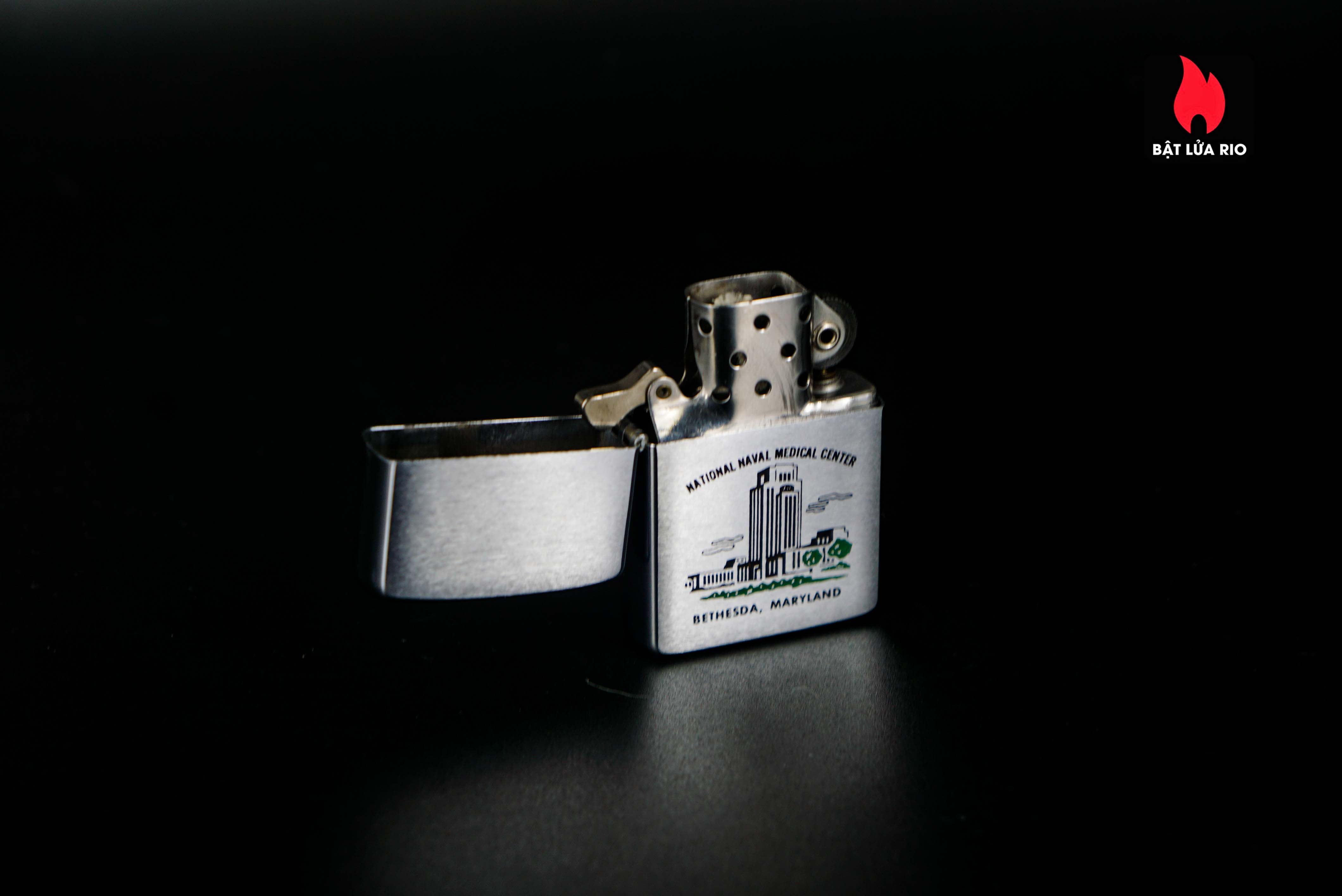 Zippo Xưa 1962 – National Naval Medical Center 9